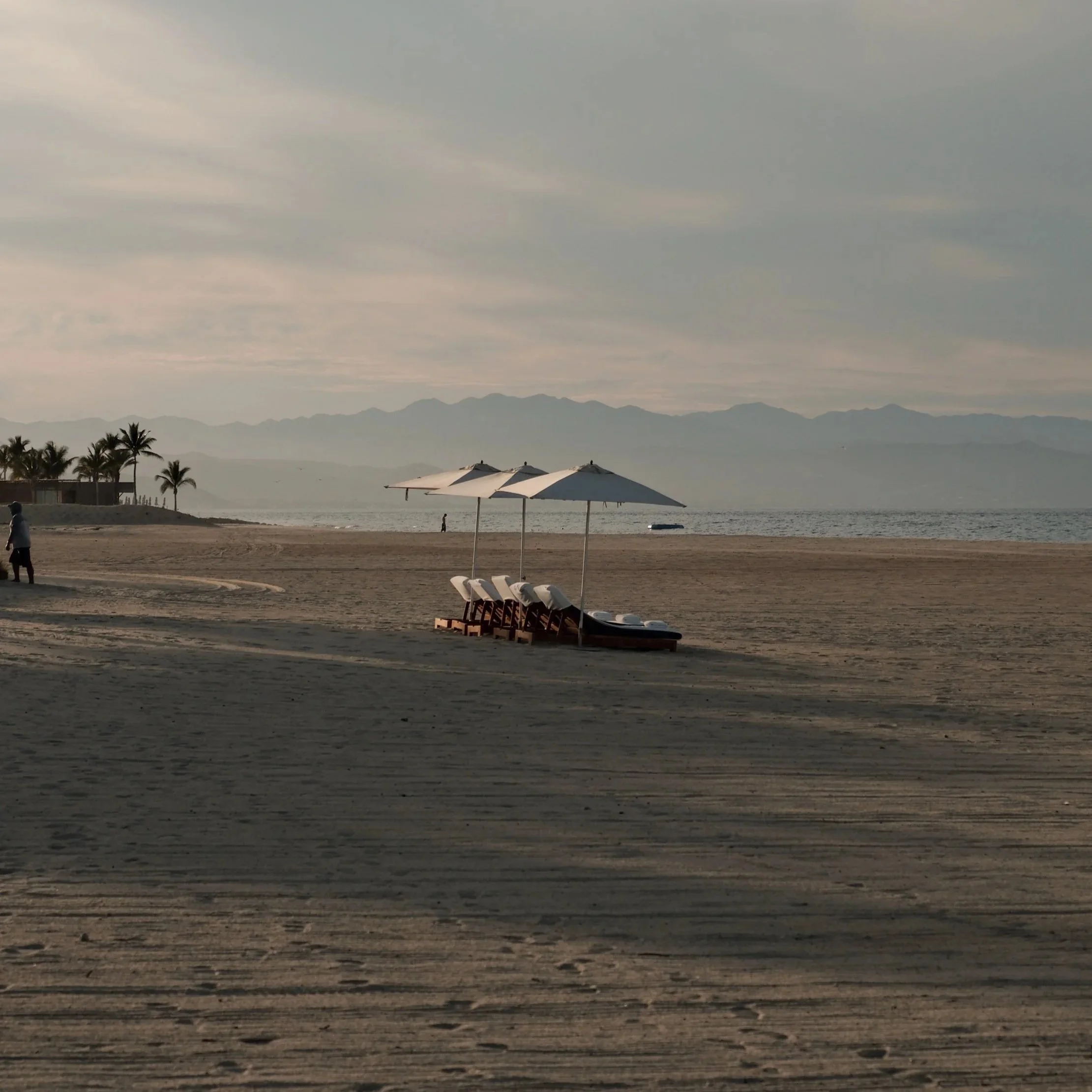 Four Seasons Los cabos at Costa Palmas beach at sunset, east cape