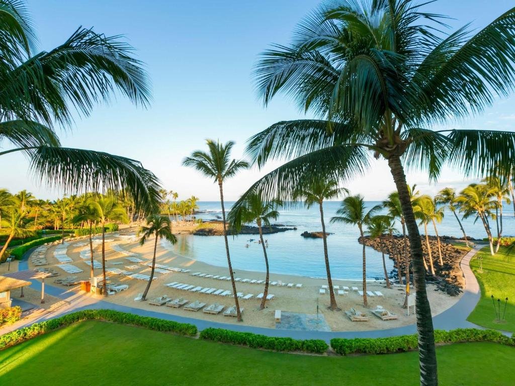 sunrise view of beach at fairmont orchid in big island hawaii