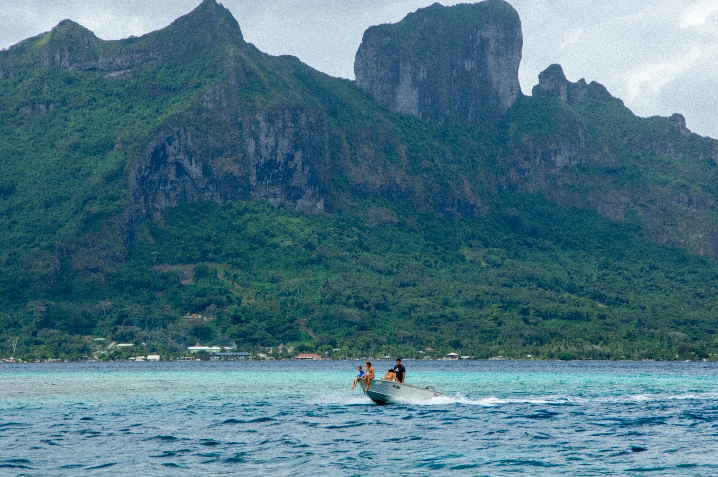 boat ride in bora bora french polynesia