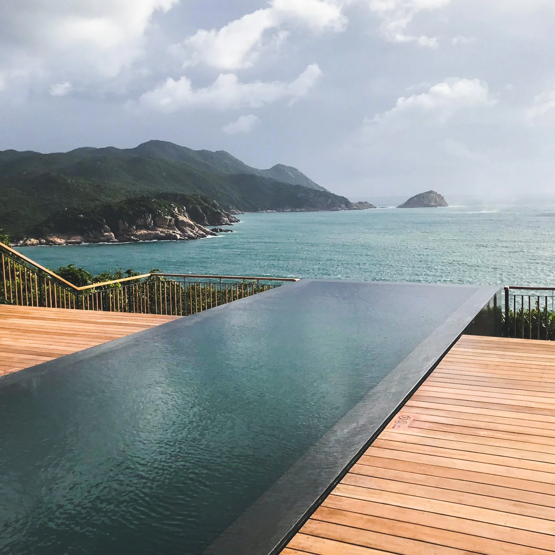 Amanoi Hotel Review: Setting the Standard for Service