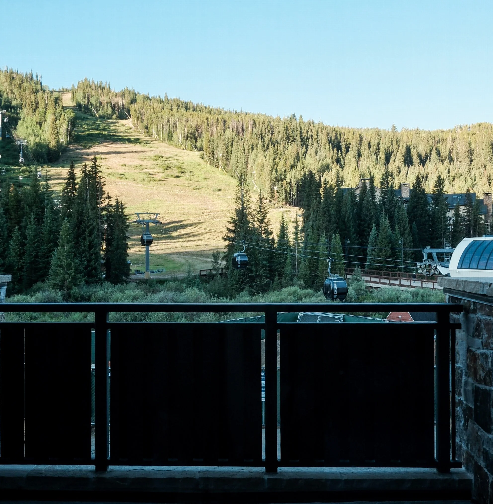 balcony view at kindred resort in keystone colorado