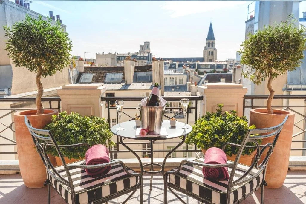 l'hotel balcony overlooking paris in the 6th arrondismont