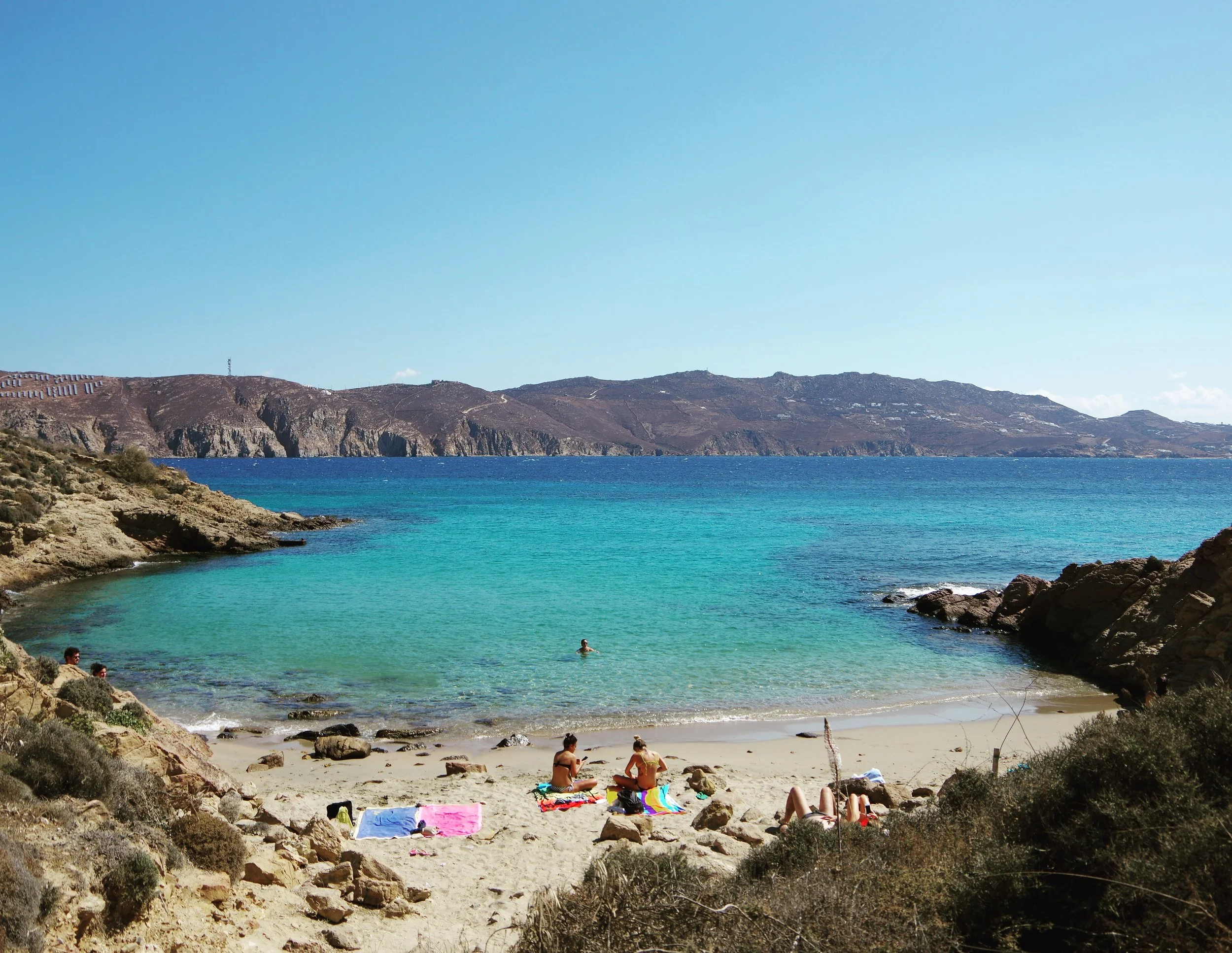 beach in mykonos greece