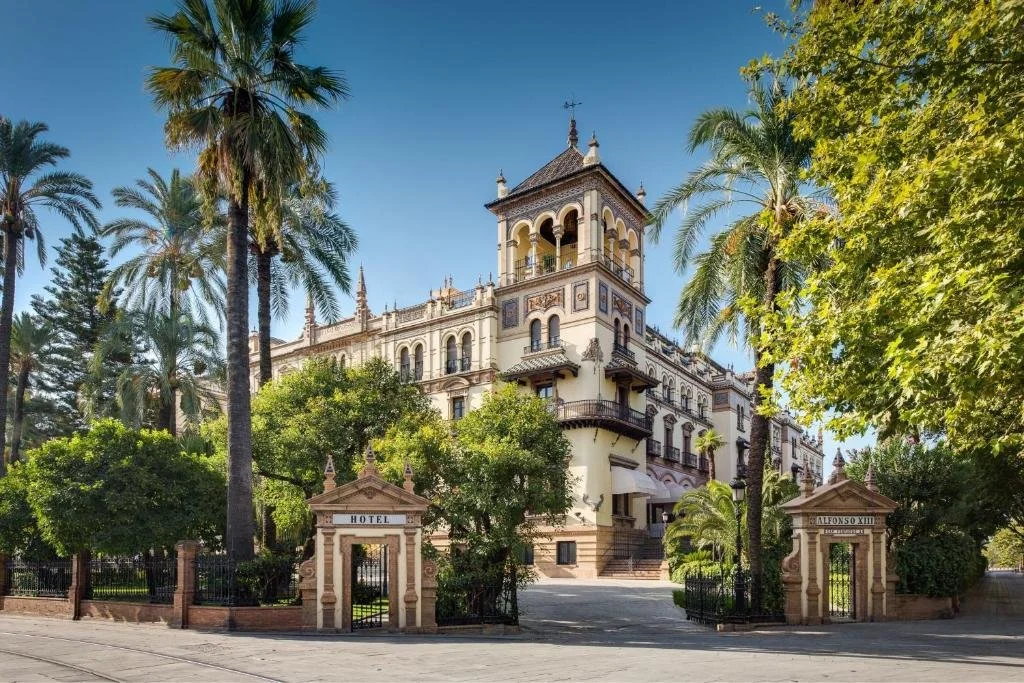 exterior of hotel alfonso xiii in seville spain
