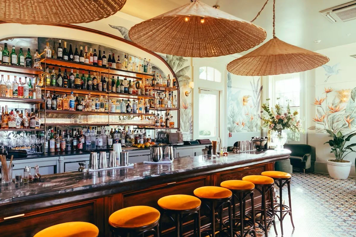 hotel saint vincent bar in new orleans louisiana