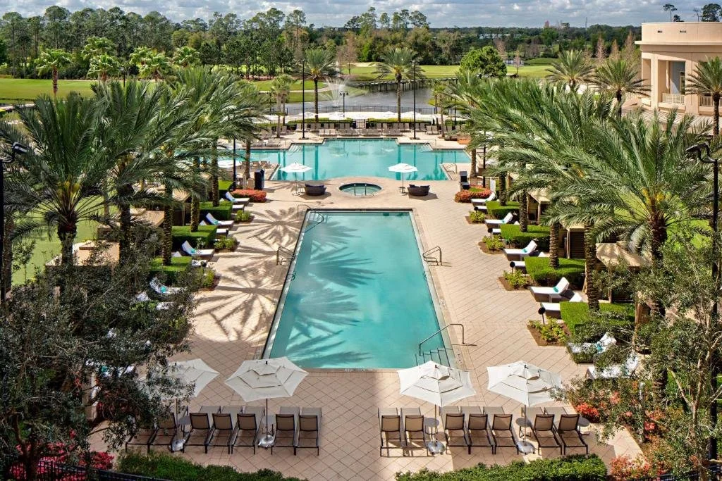 outdoor pools at waldorf astoria orlando
