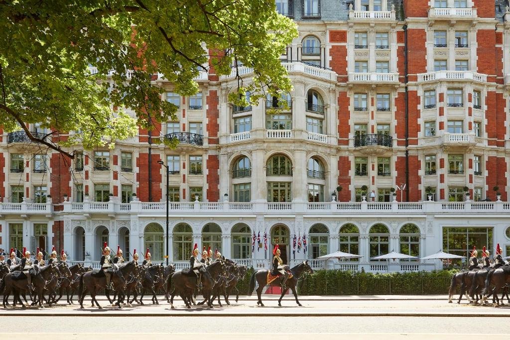 Best Luxury Hotels in London (2026)