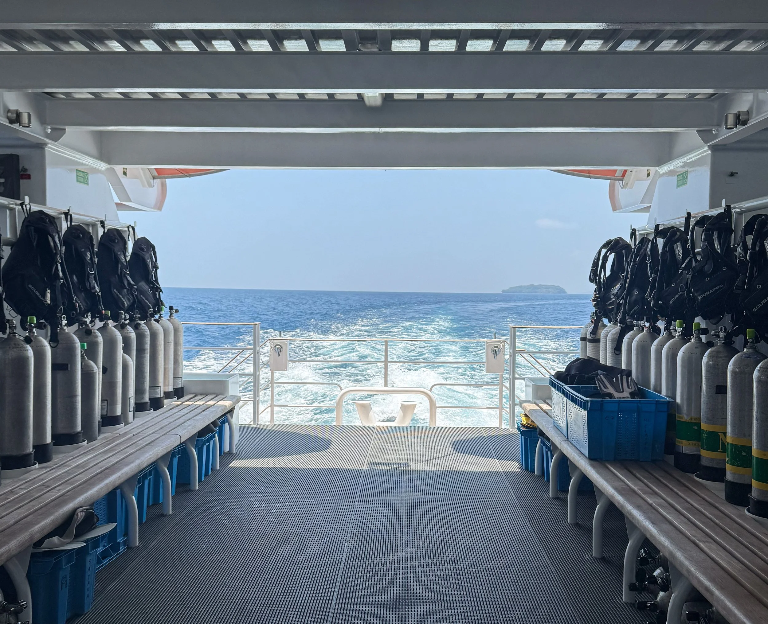 dive boat at four seasons explorer palau in micronesia