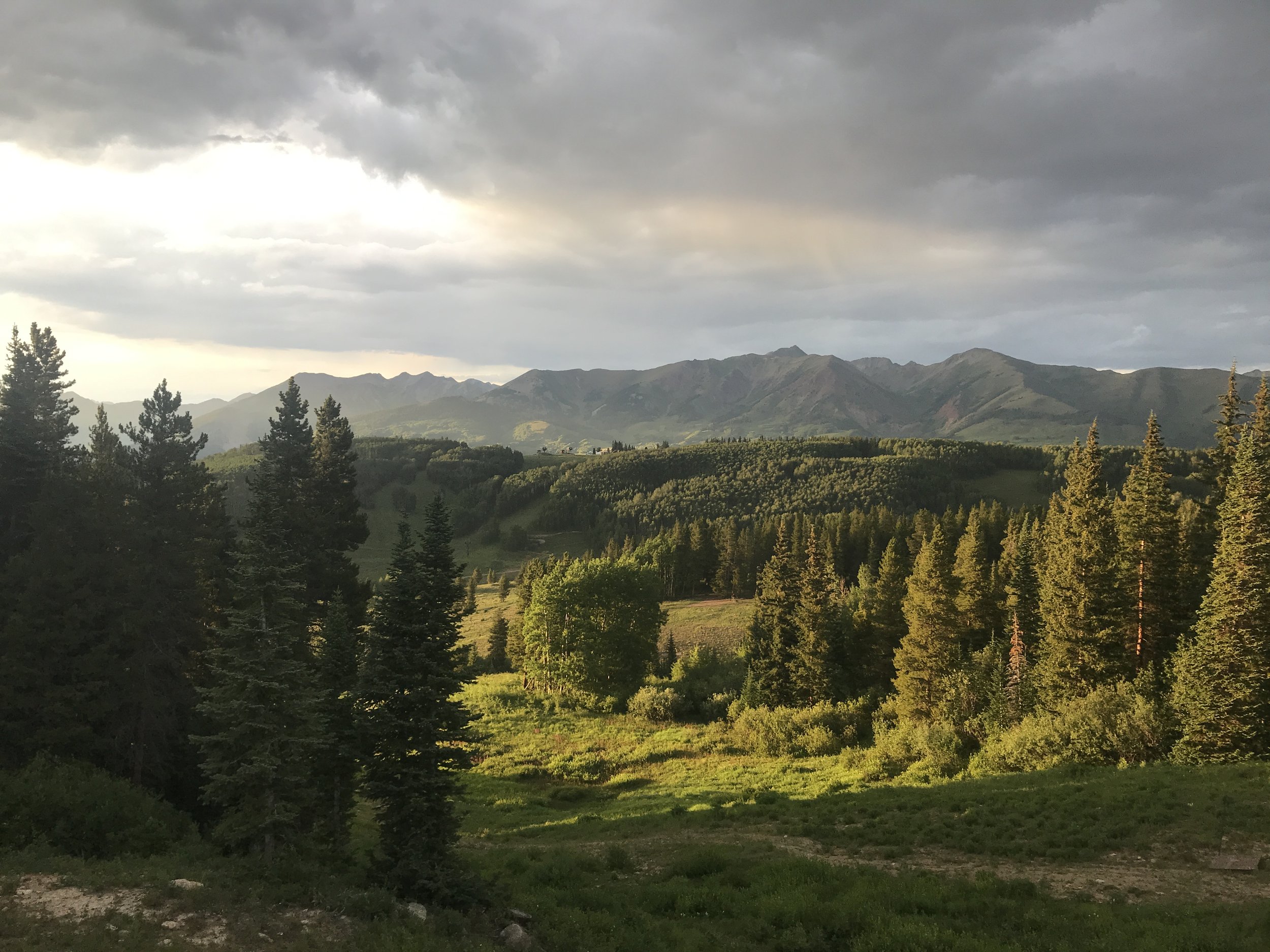 Crested Butte Travel Guide (2026): One of The Best Colorado Mountain Towns 