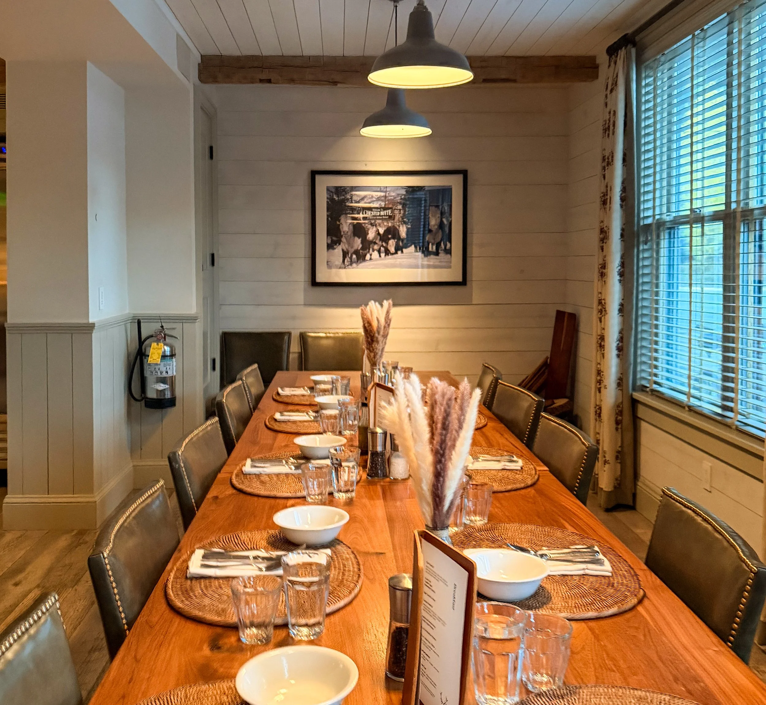 dining area at eleven scarp ridge lodge in crested butte