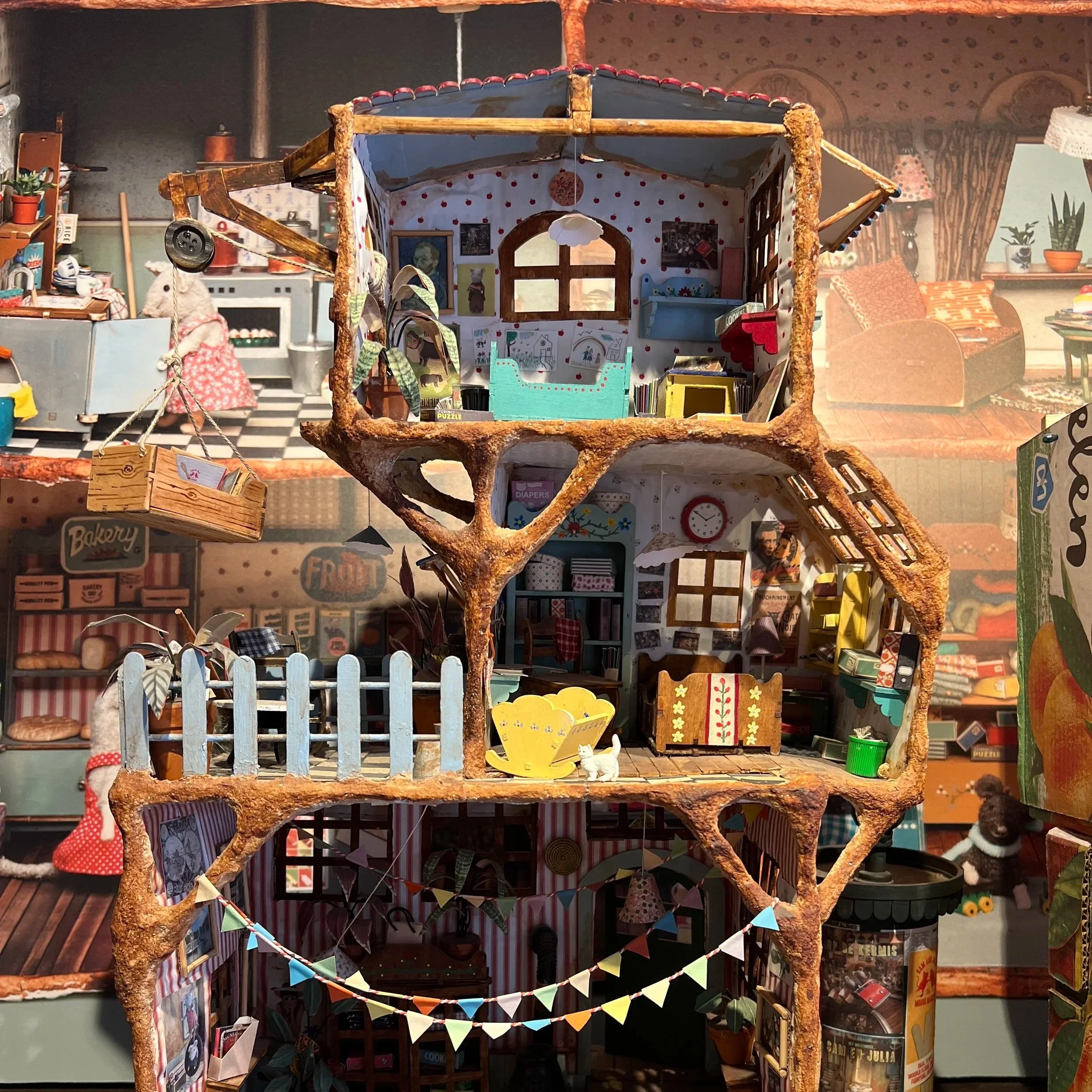 mouse mansion store and museum in amsterdam