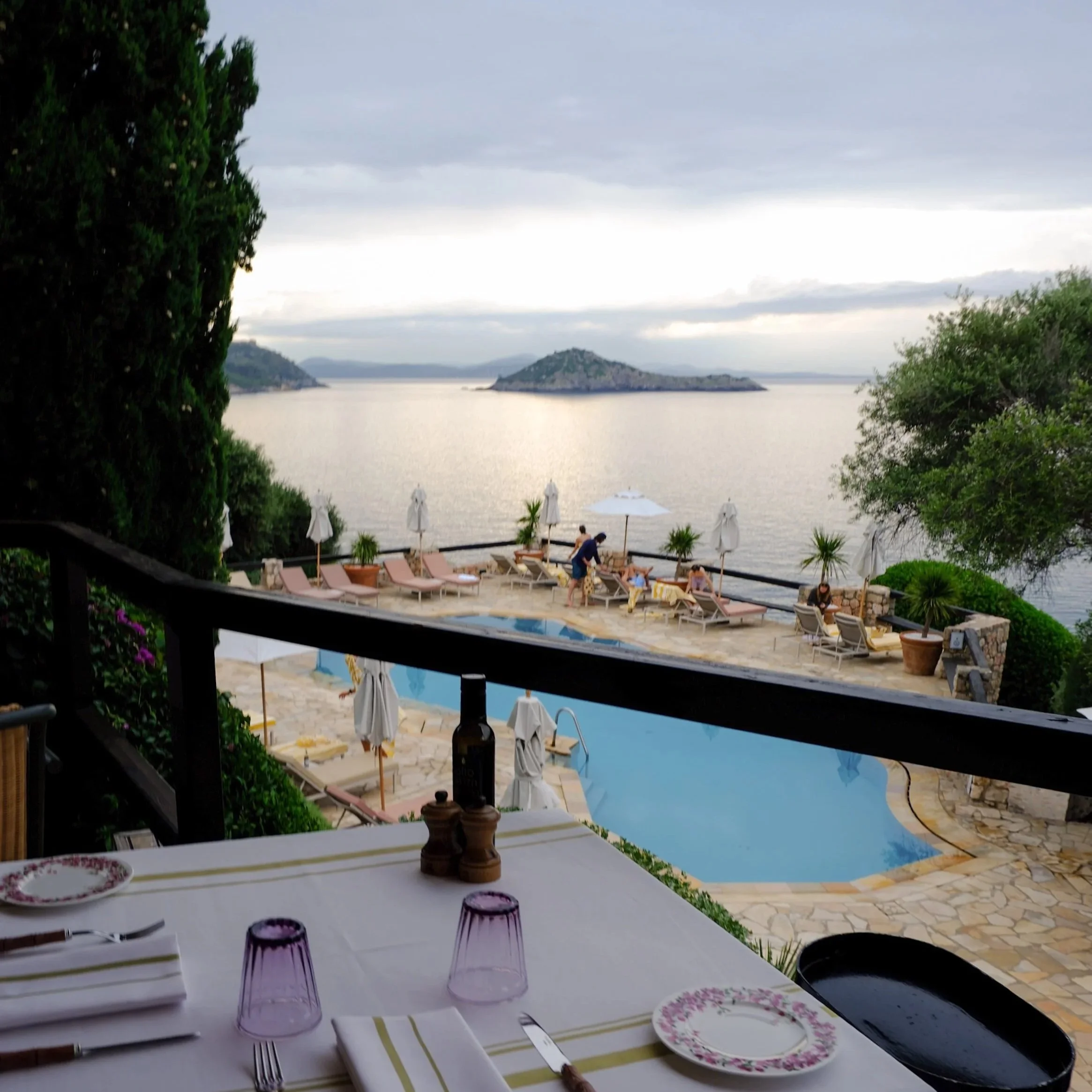 restaruant at il pellicano in porto ecrole italy
