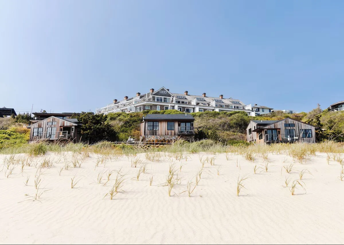 sand outside gurney's montauk resort and seawater spa