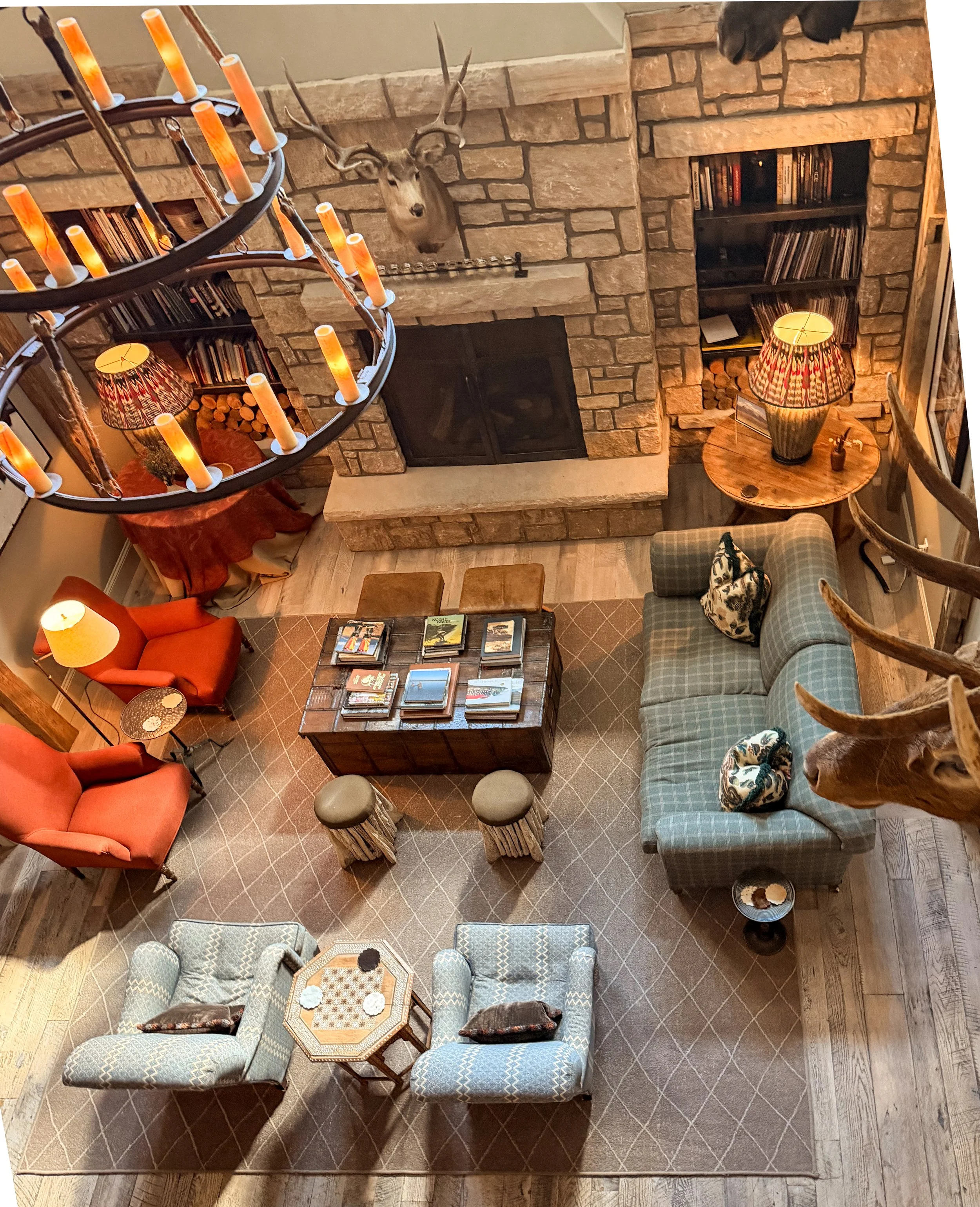 living room at scarp ridge lodge in crested butte