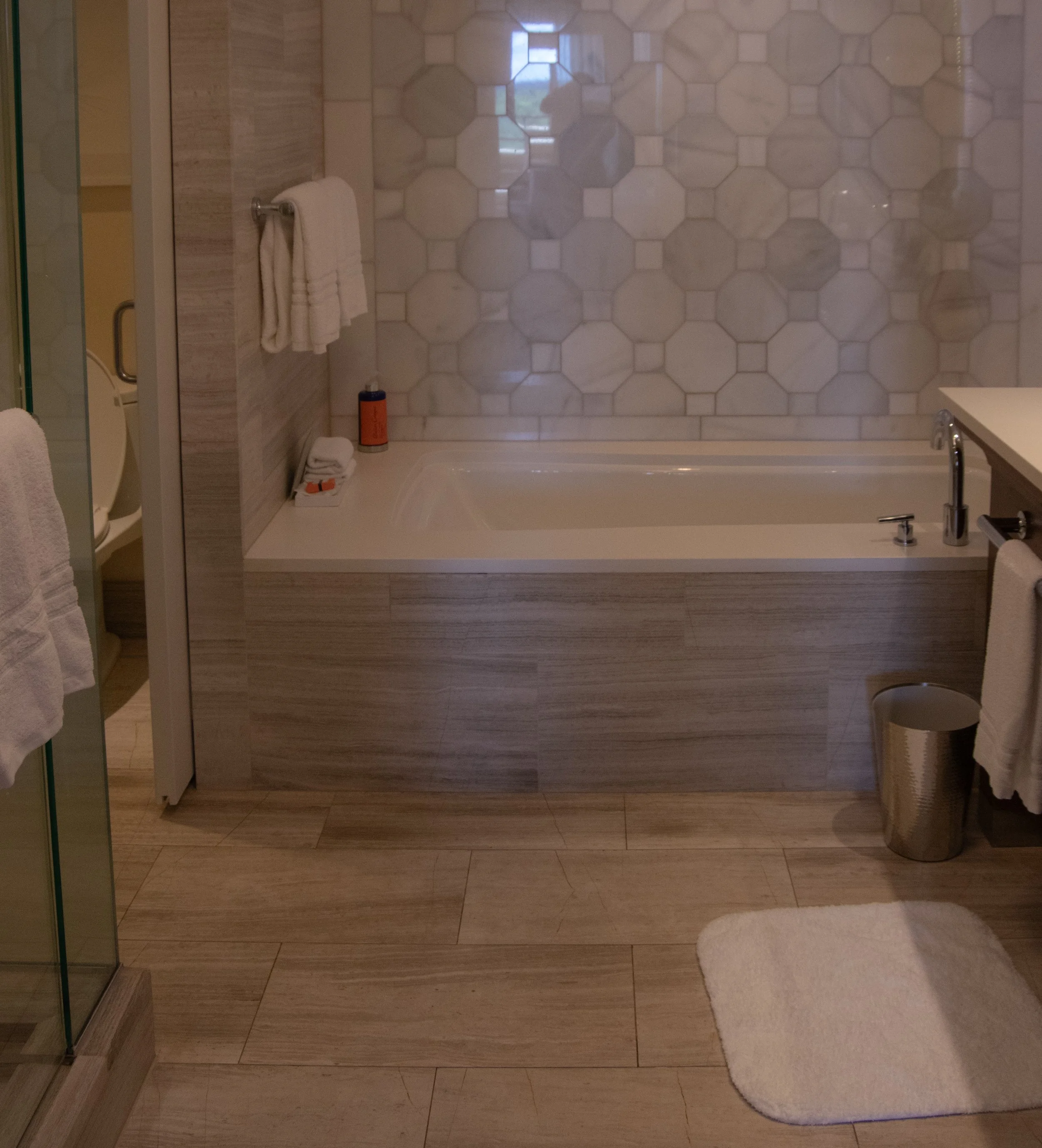 bathroom at four seasons orlando