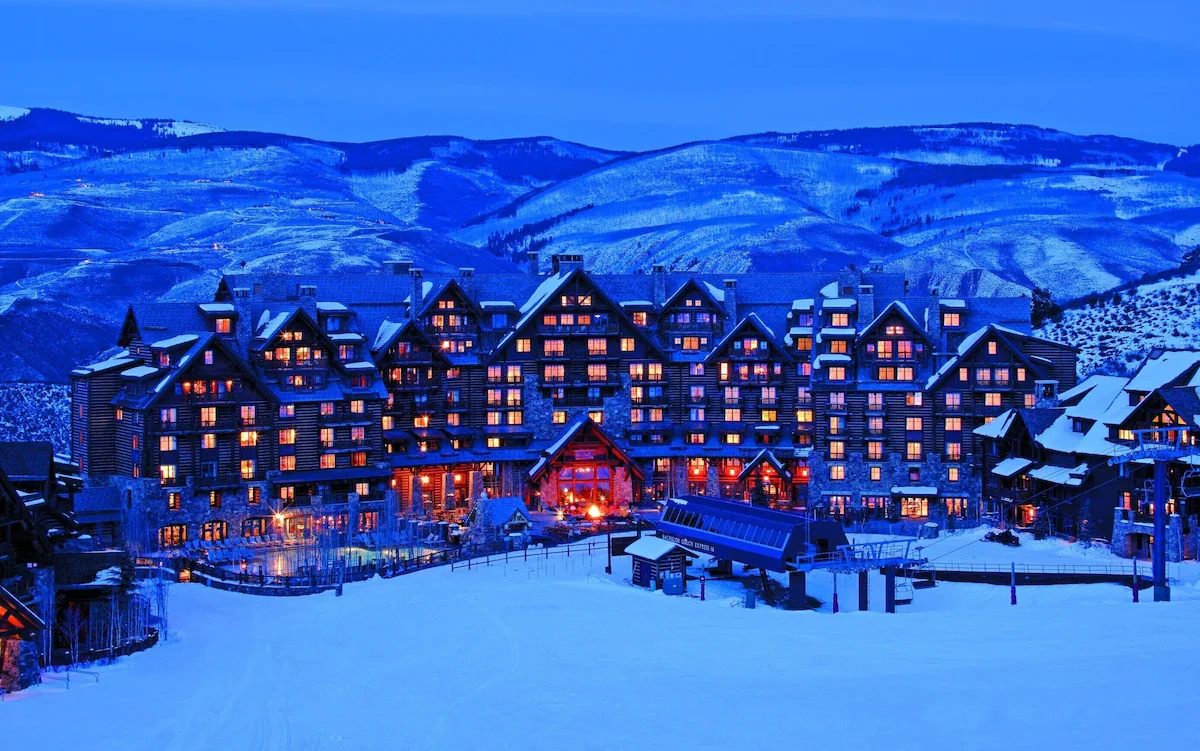 exterior of ritz carlton bachelor gulch in beaver creek, colorado