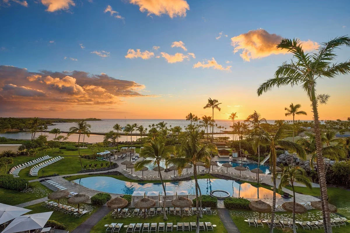 waikoloa beach marriott resort and spa pool at sunset
