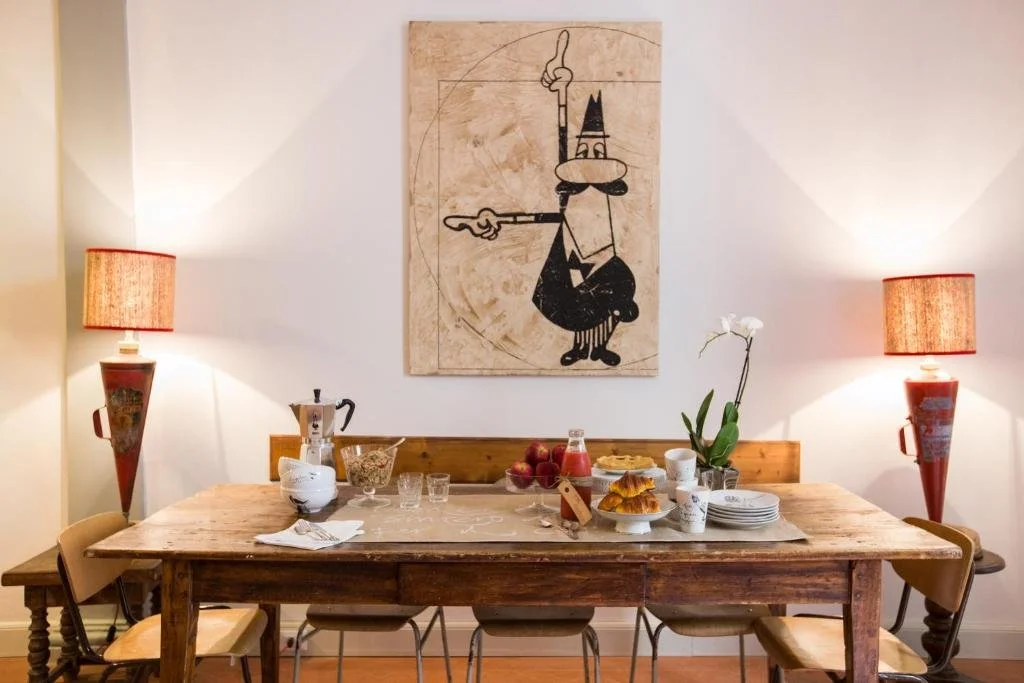 dining area at Soprarno suites in florence italy