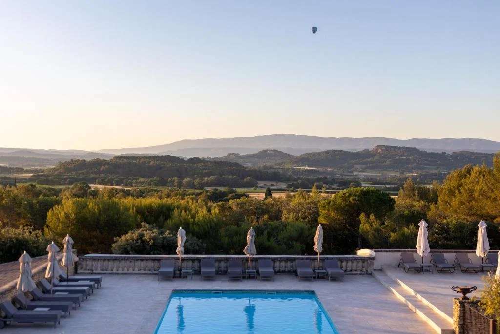 Le phebus & Spa pool in provence