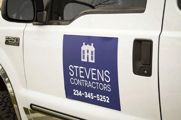 Magnetic Vehicle Signs for Contractor