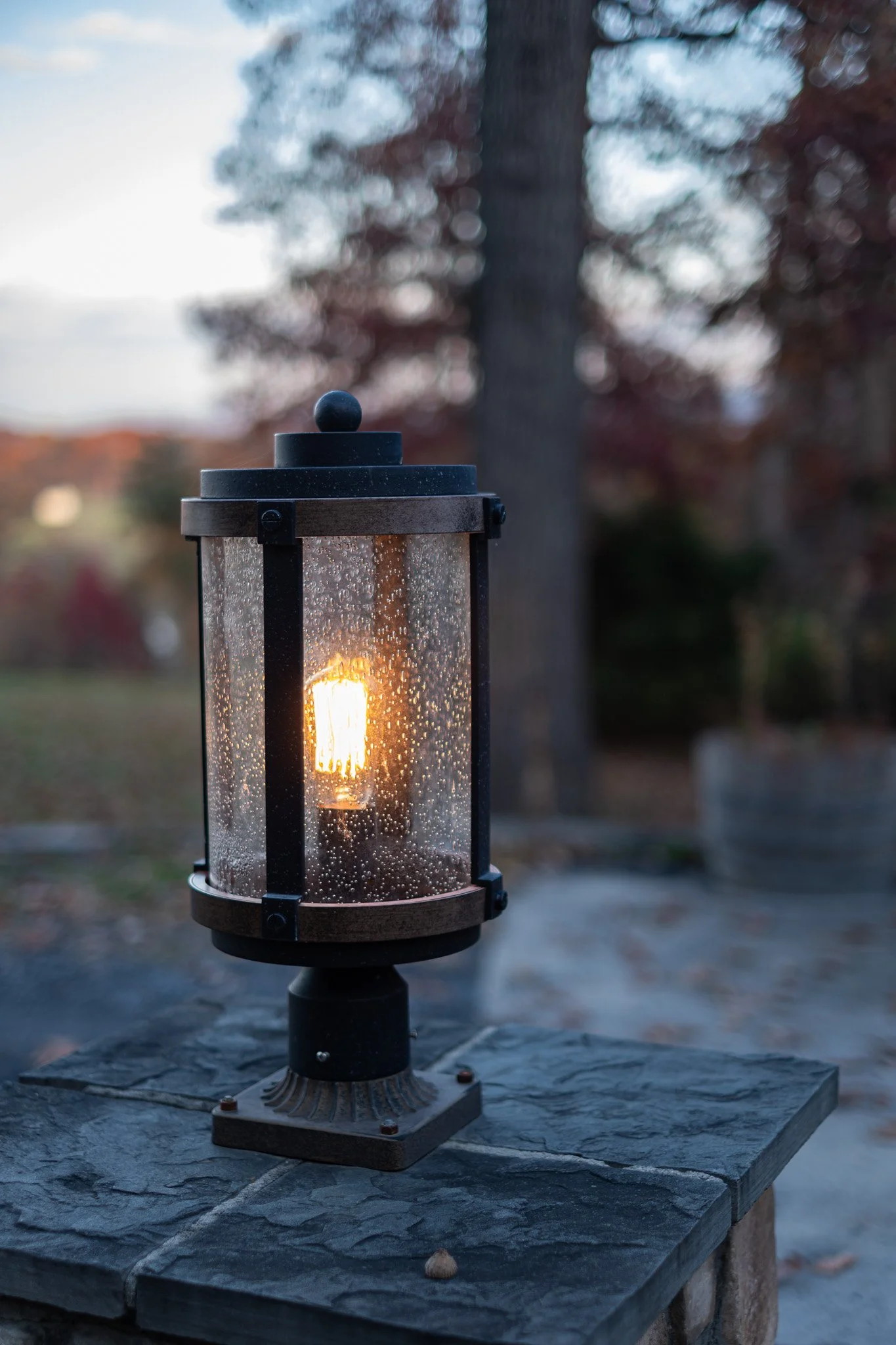Capturing the light at Cave Ridge Winery.