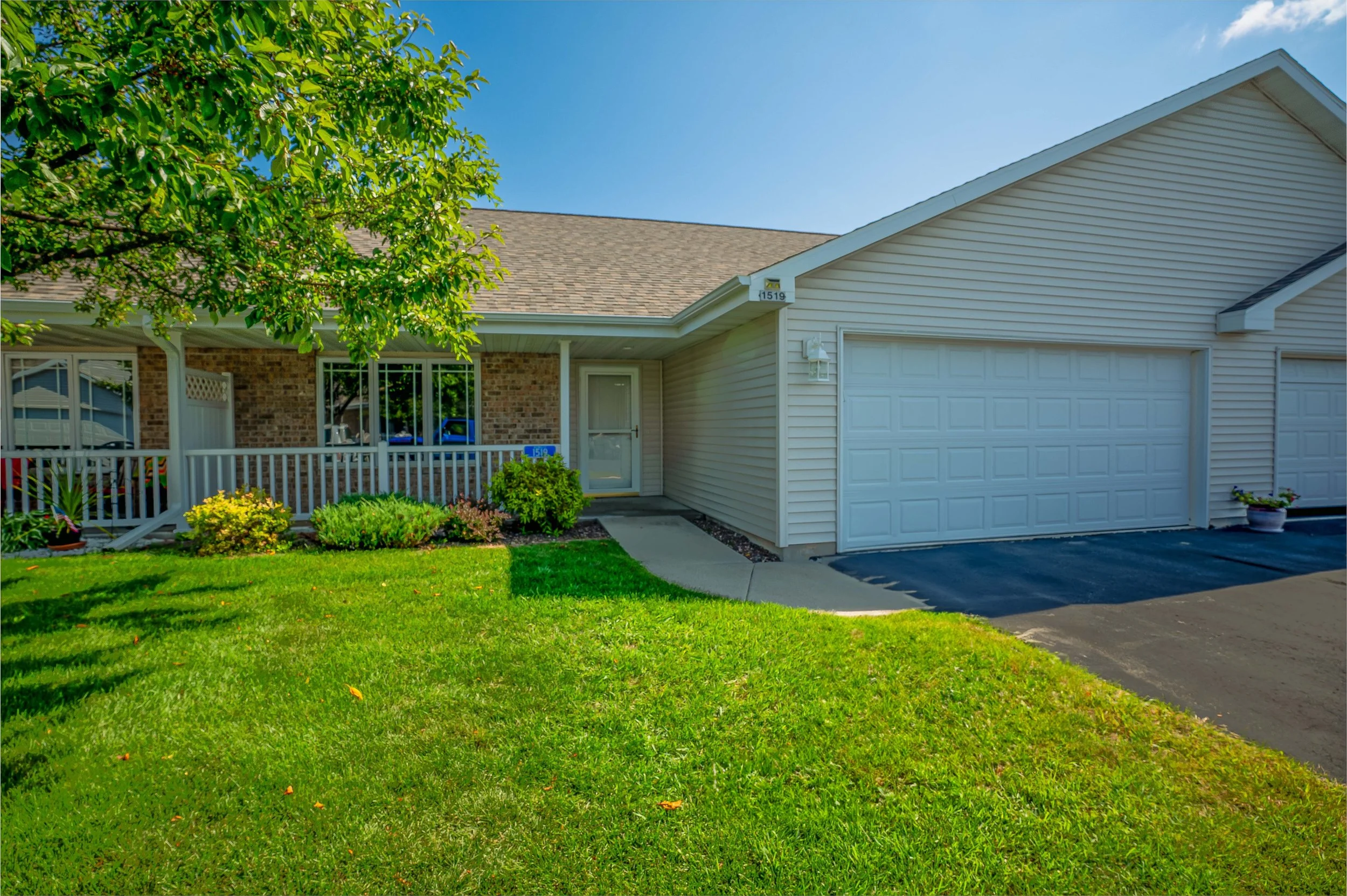 Real Estate Listing Photos