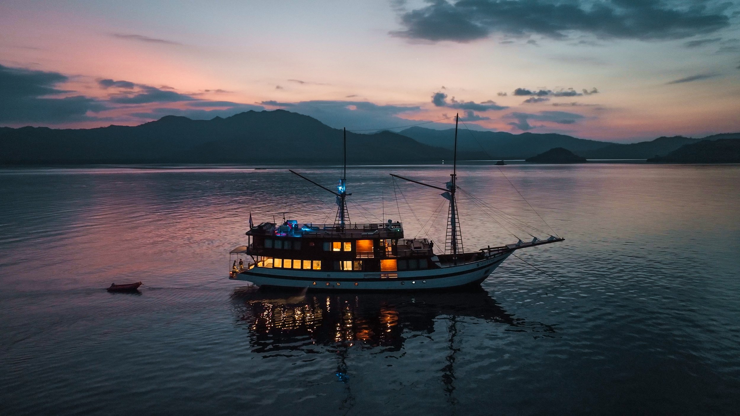 Liveaboard Stills-64.jpg