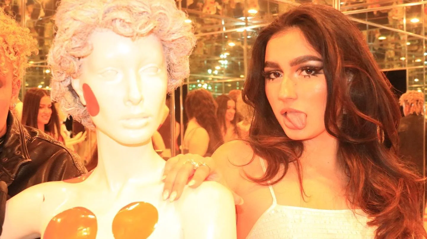 ay noo se viene senior year!😭🤩 also everyone pls dont kill me over these pics lol