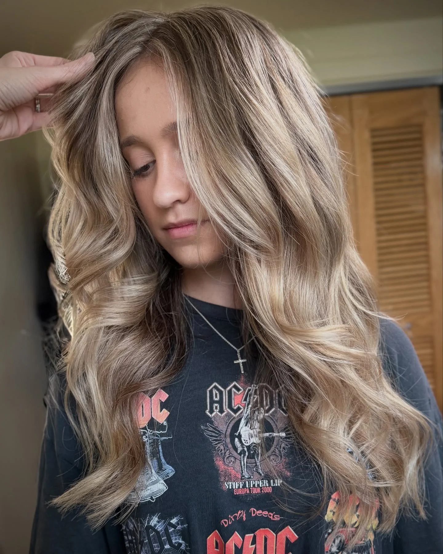 Gorgeous full highlight for this beauty 😍

I love a lived-in look, but sometimes there&rsquo;s nothing like a fresh highlight to really brighten you up ☀️ 

#okinawahairstylist #okinawajapan #megix10 #megixcrew
