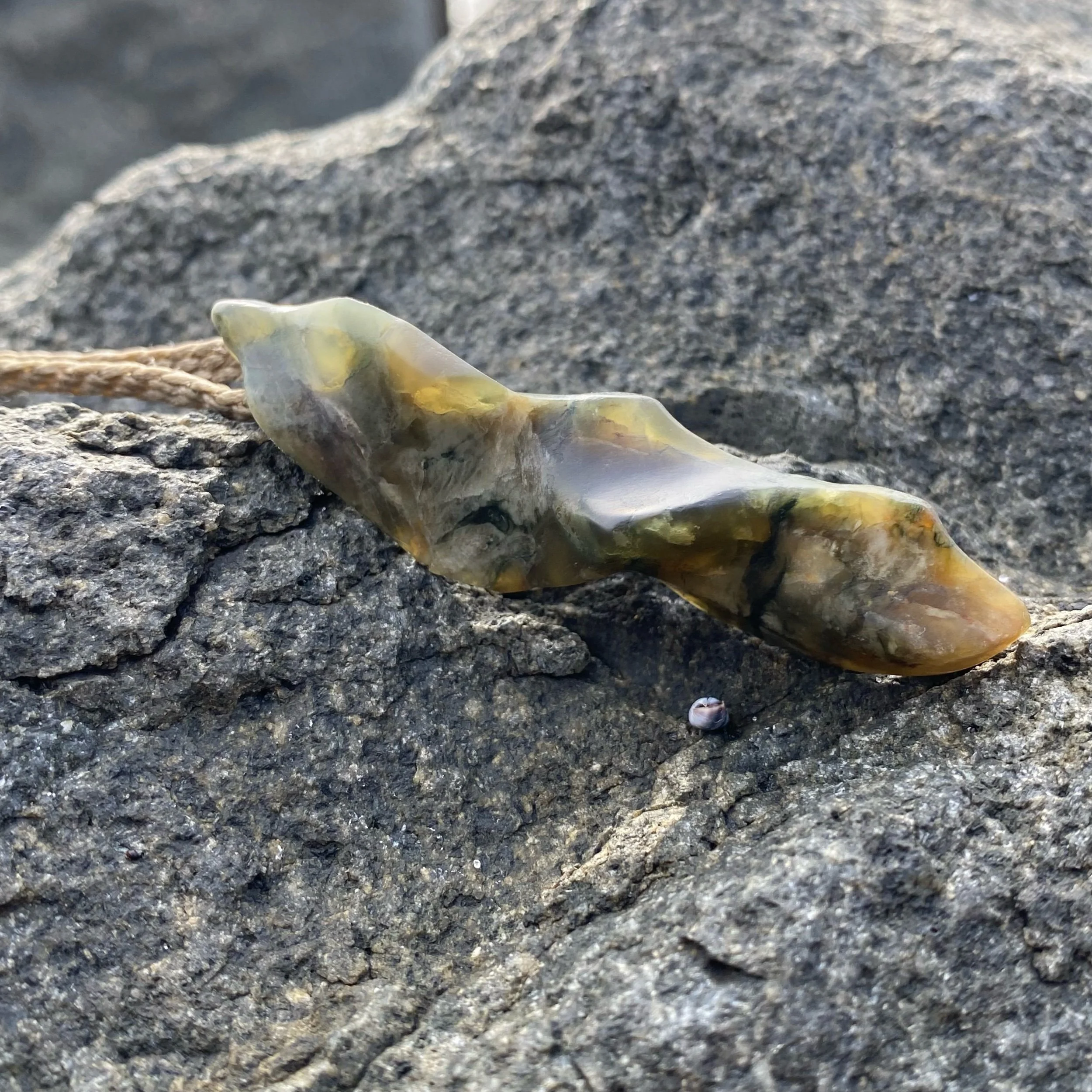 Hydrogrossular garnet seaweed twist necklace