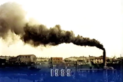 Atsugi incinerator emitting opaque gray smoke in 1989.