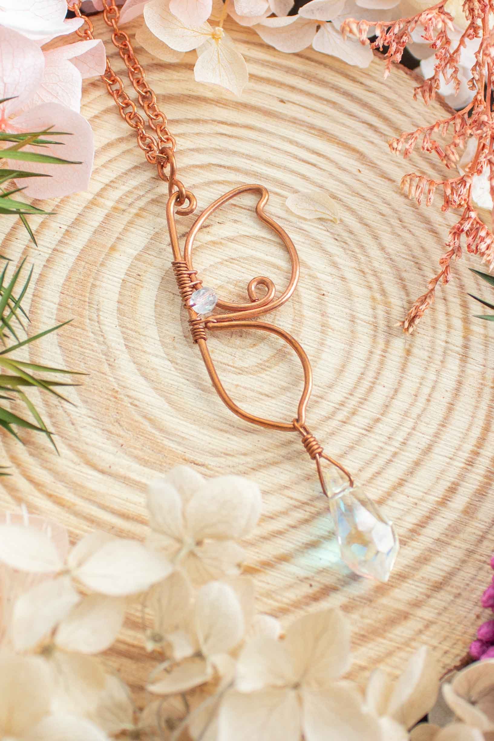 copper-butterfly-pendant-wire-wrapped-jewellery-5.jpg