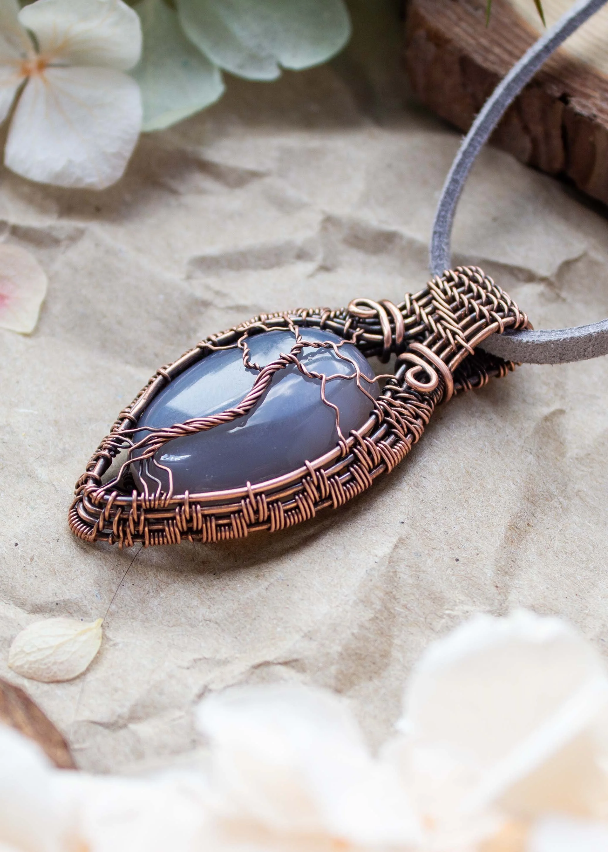 wire-wrapped-grey-agate-tree-of-life-pendant-9080.jpg