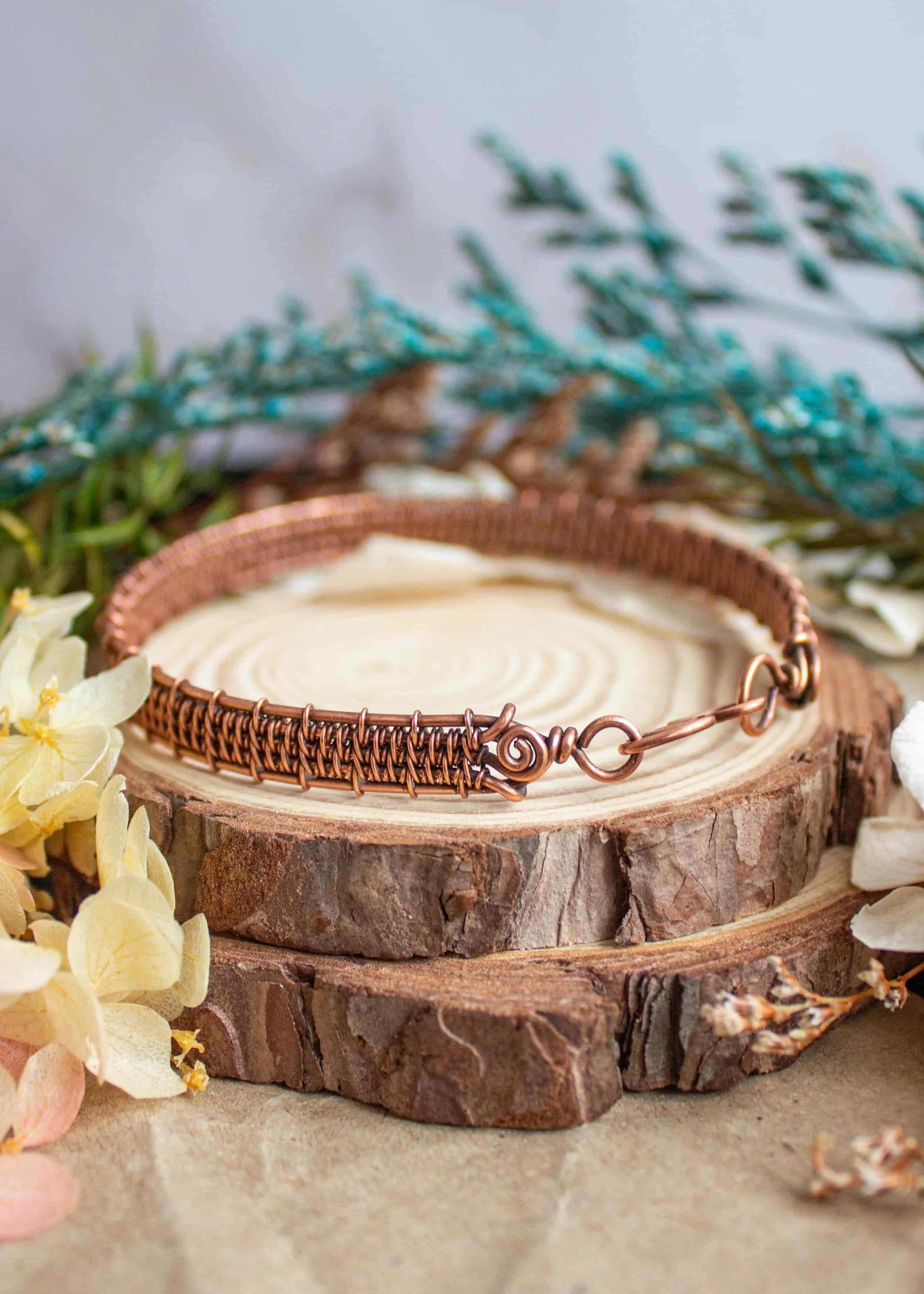 wire-wrapped-copper-bracelet-4680_compressed.jpg