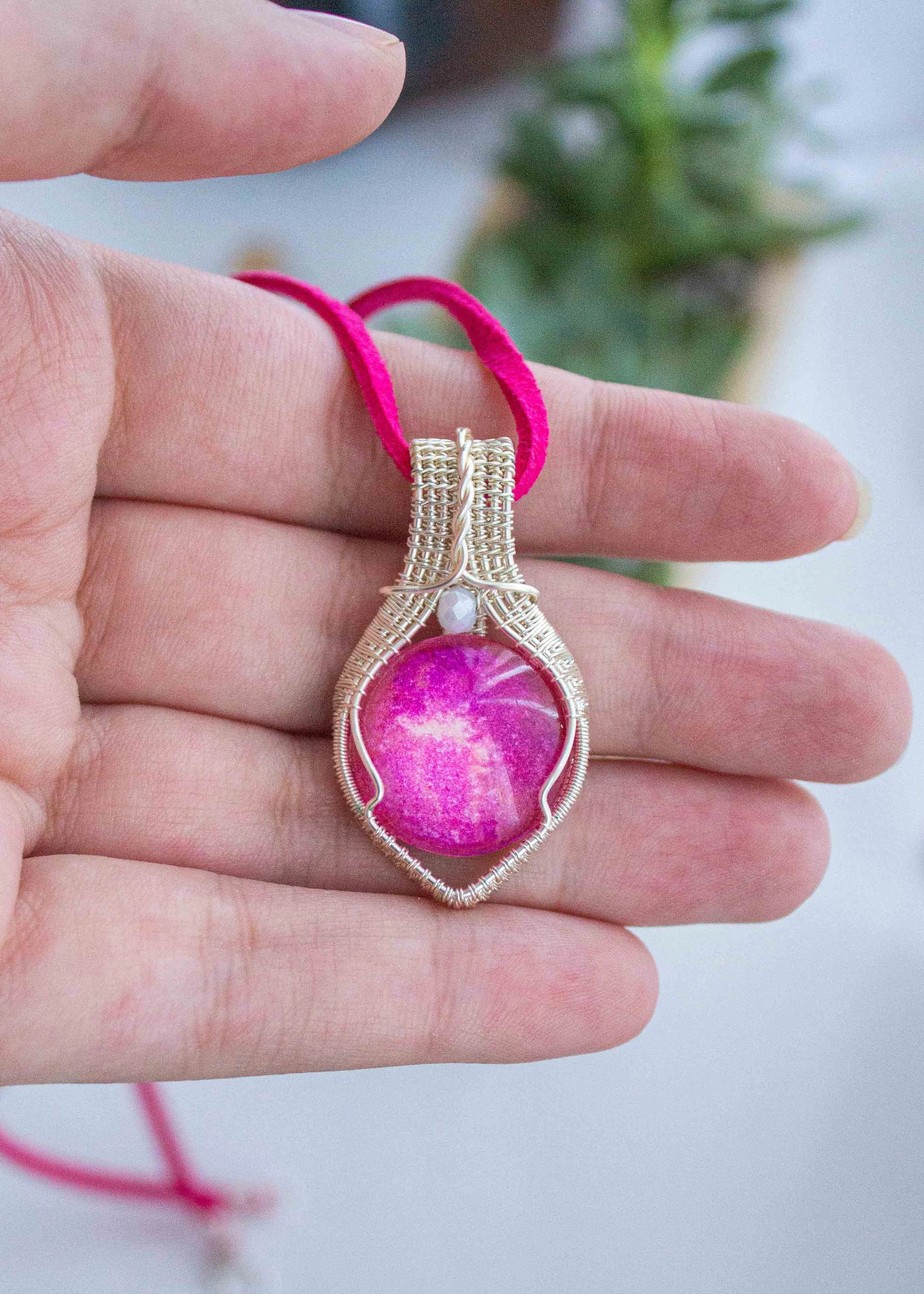 wire-wrapped-glass-pendant-hand-painted-pink-nebula-3770.jpg