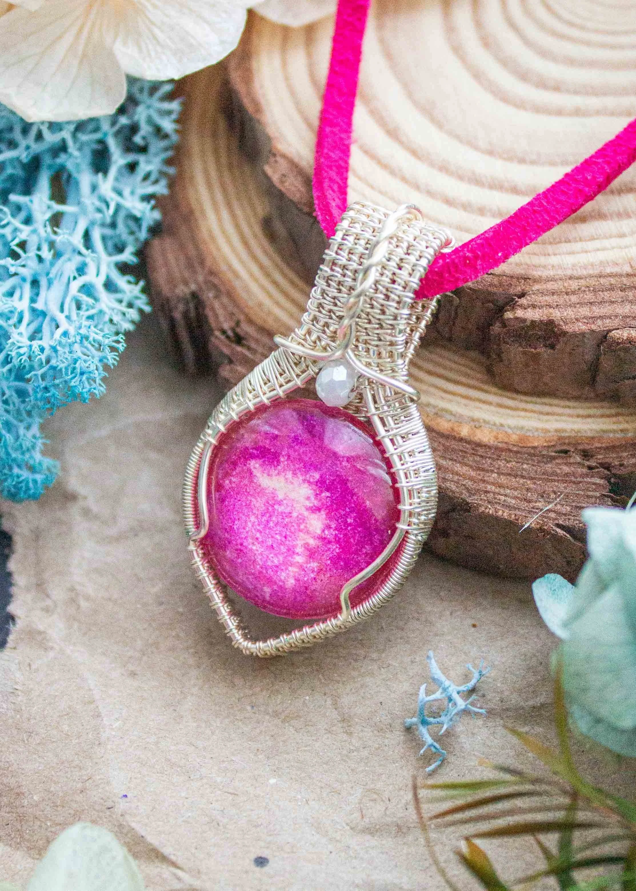 wire-wrapped-glass-pendant-hand-painted-pink-nebula-3774.jpg