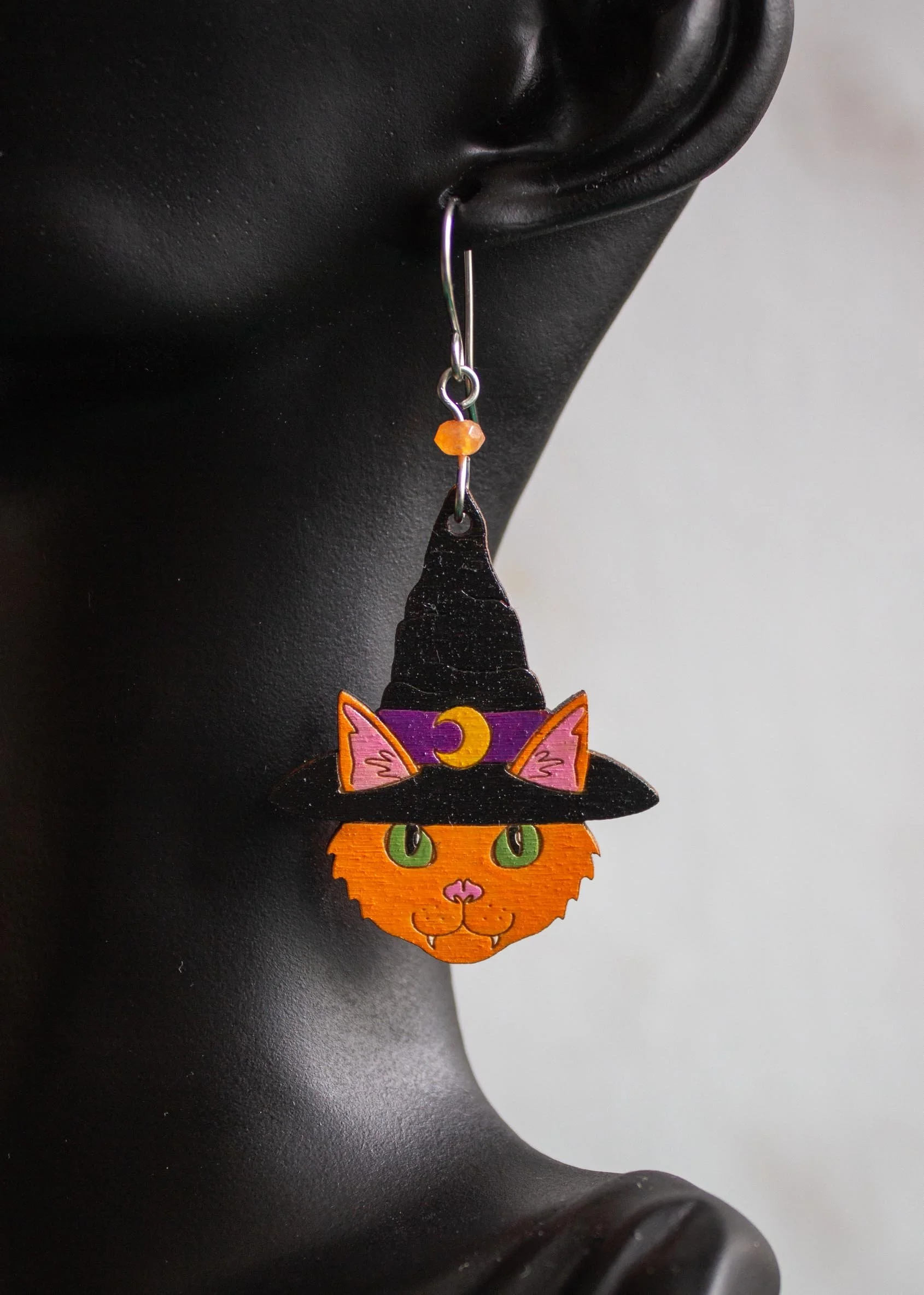 hand-painted-witch-hat-cat-earrings-6.jpg