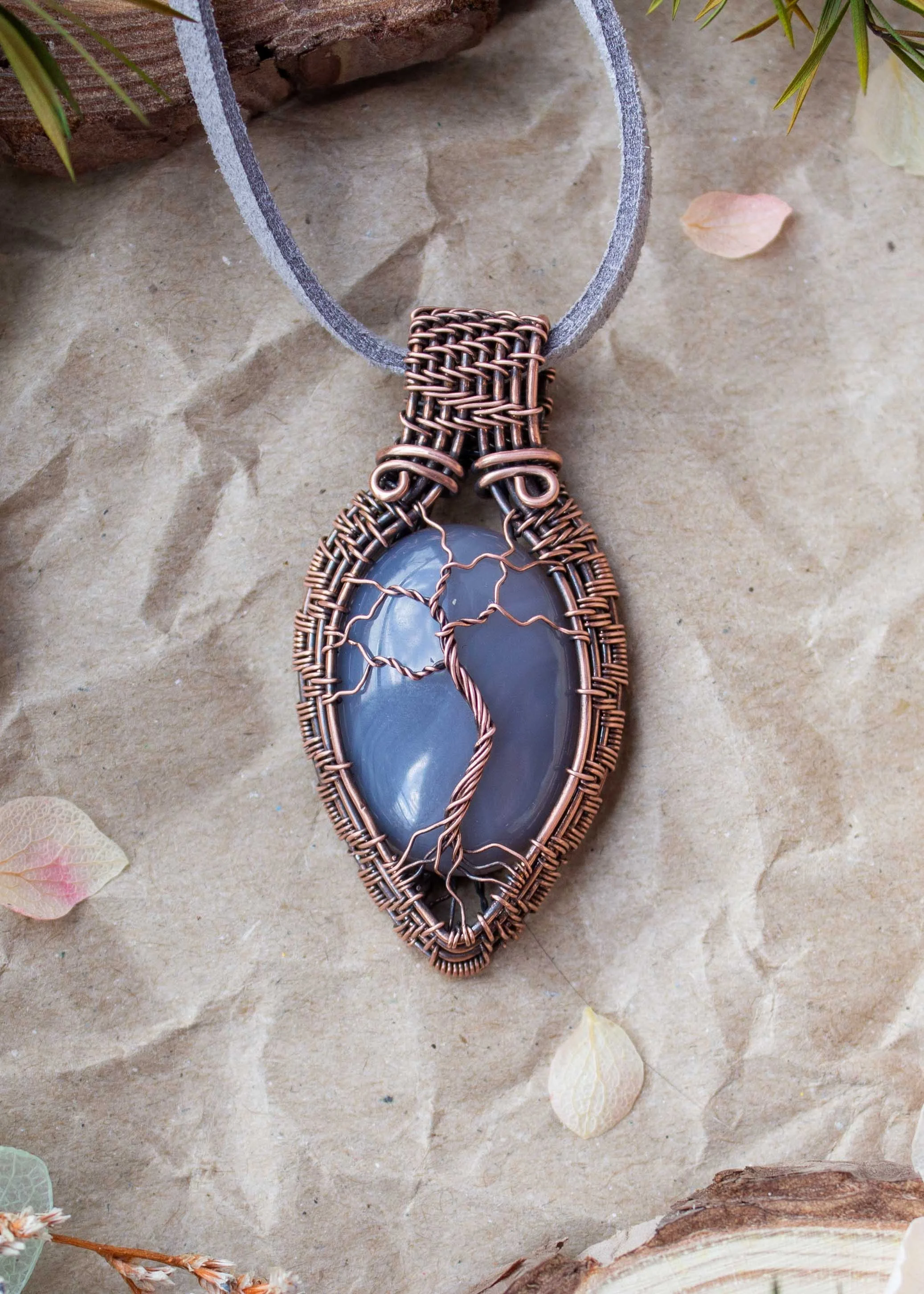 wire-wrapped-grey-agate-tree-of-life-pendant-9079.jpg