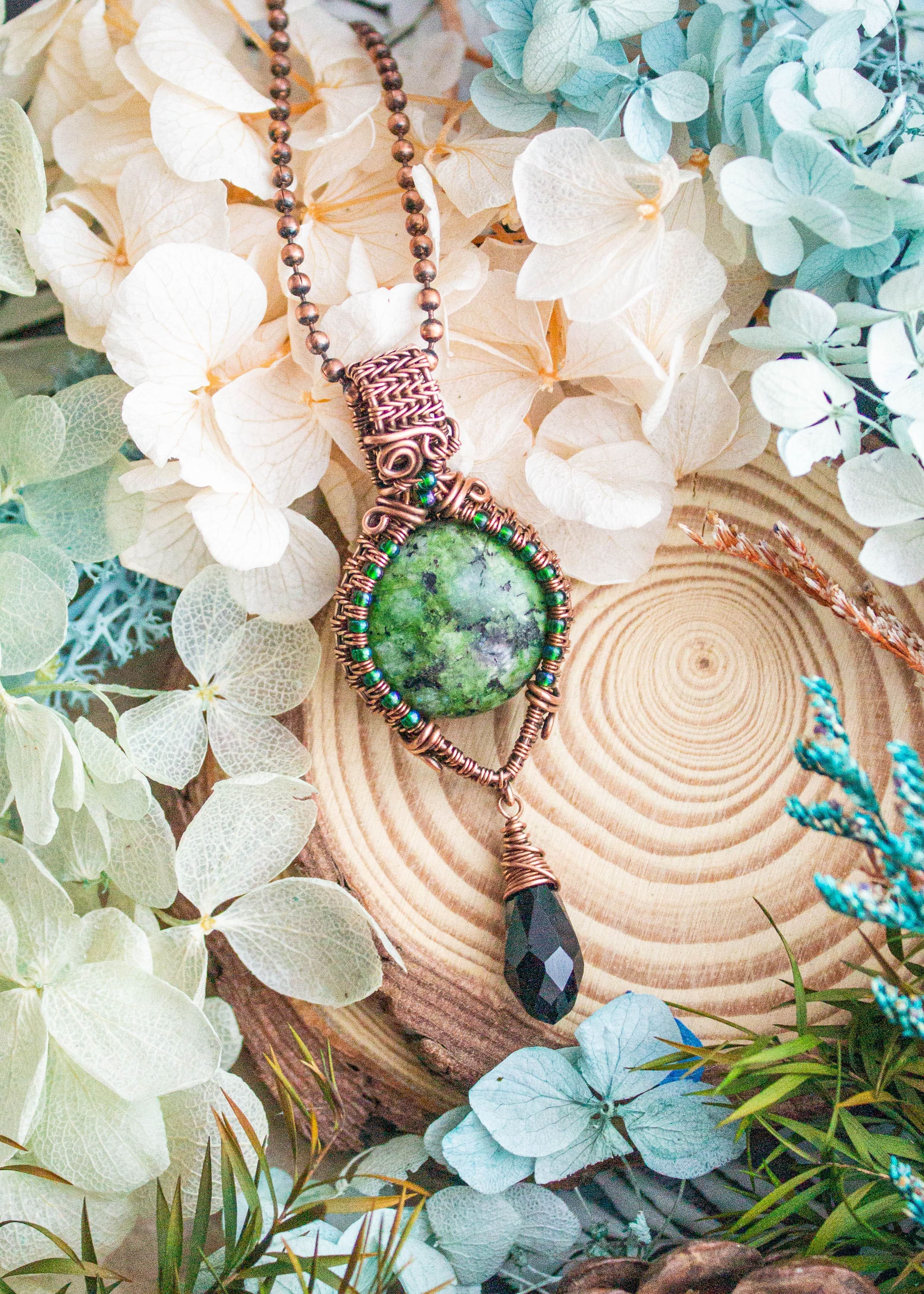 wire-wrapped-zoisite-pendant-with-black-briolette-3807-min.jpg
