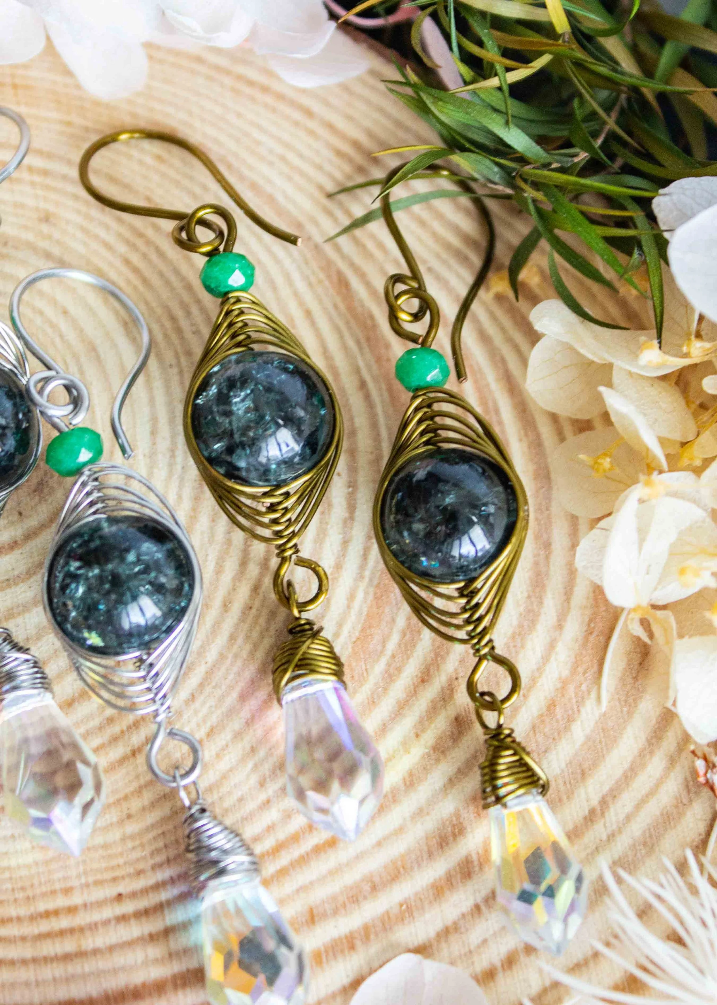 wire-wrapped-earrings-herringbone-dangles-with-green-jade-7778.jpg