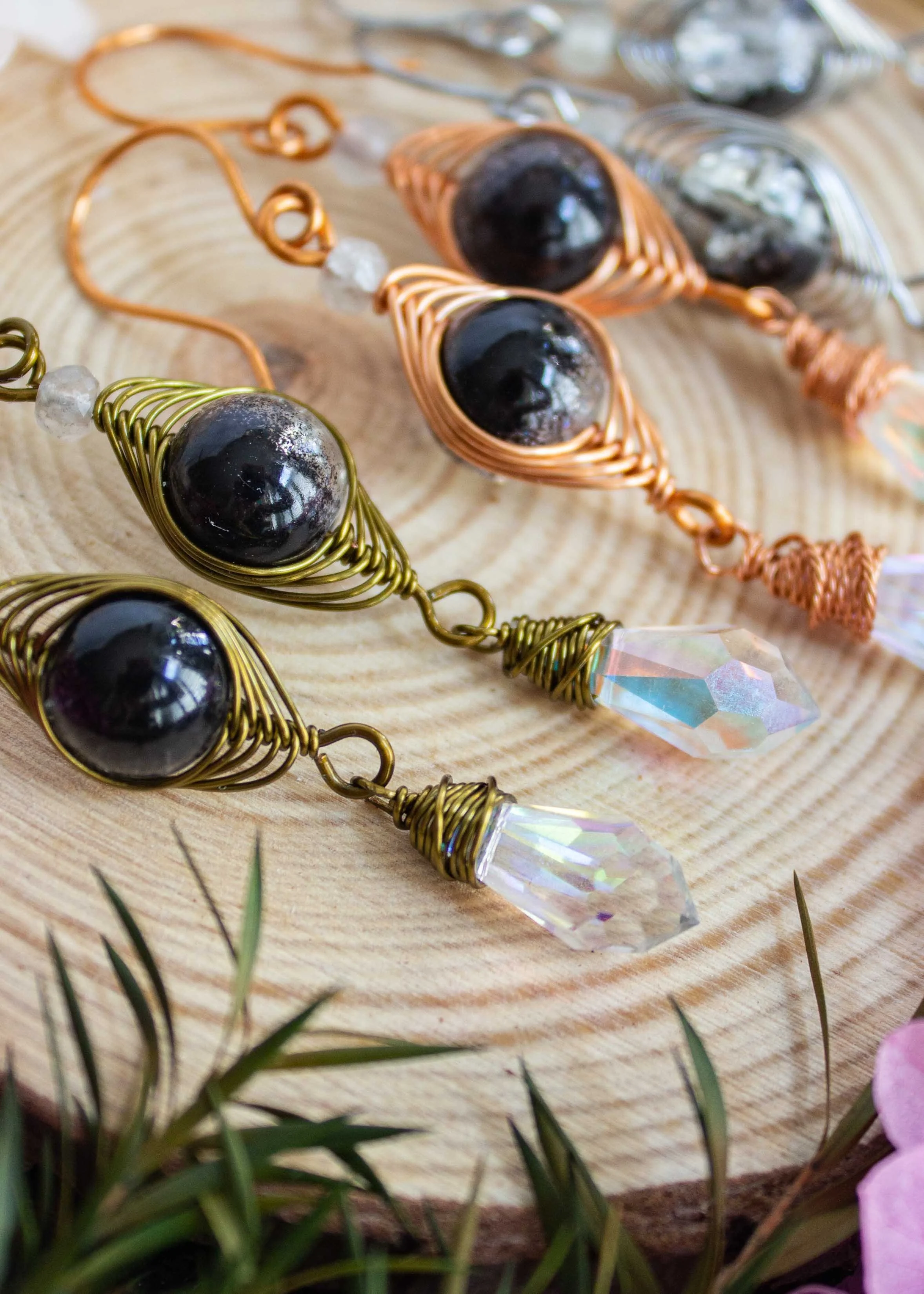 wire-wrapped-earrings-herringbone-dangles-with-grey-agate-7843.jpg