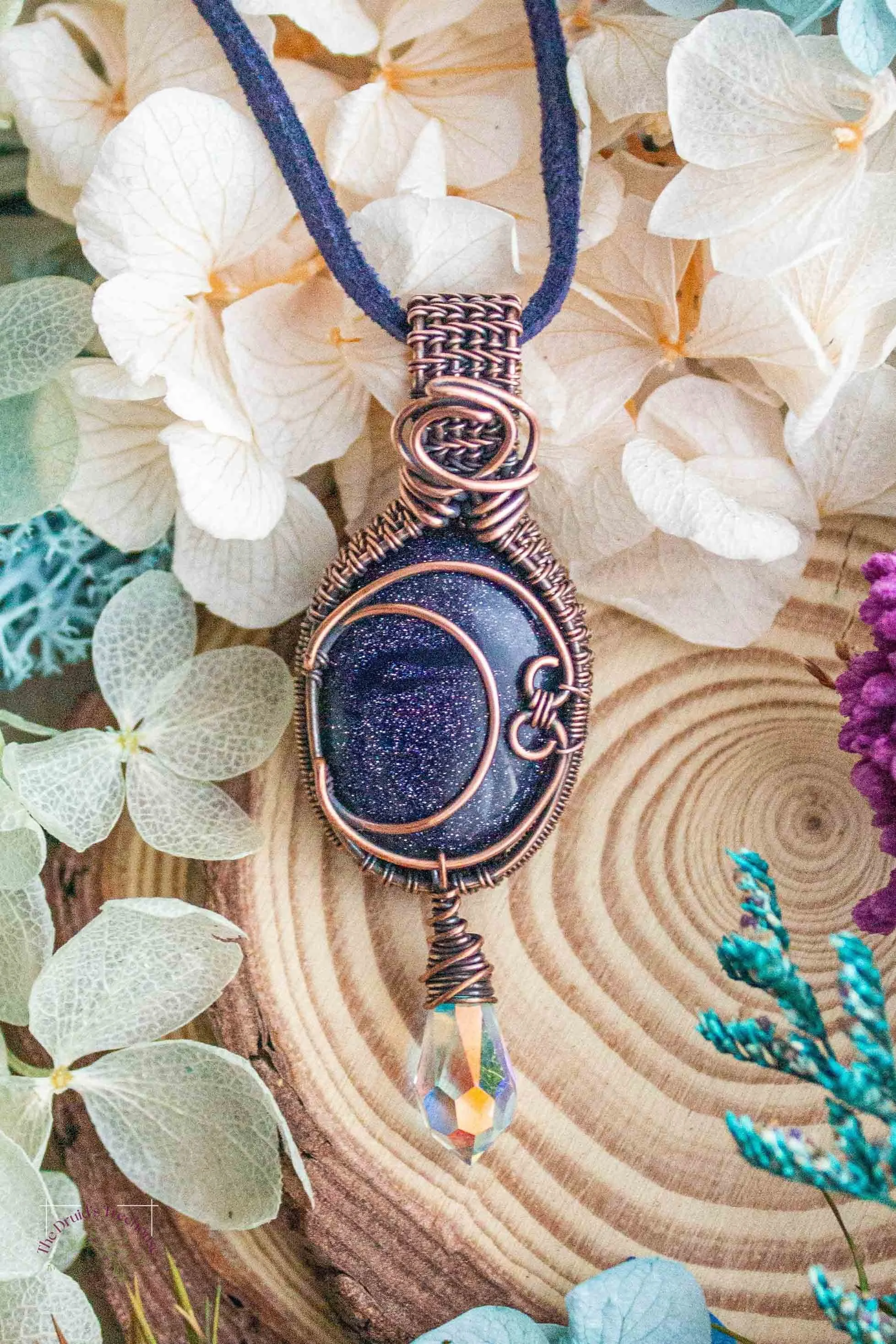 navy-goldstone-pendant-wire-wrapped-crescent-moon-jewellery-3817.jpg