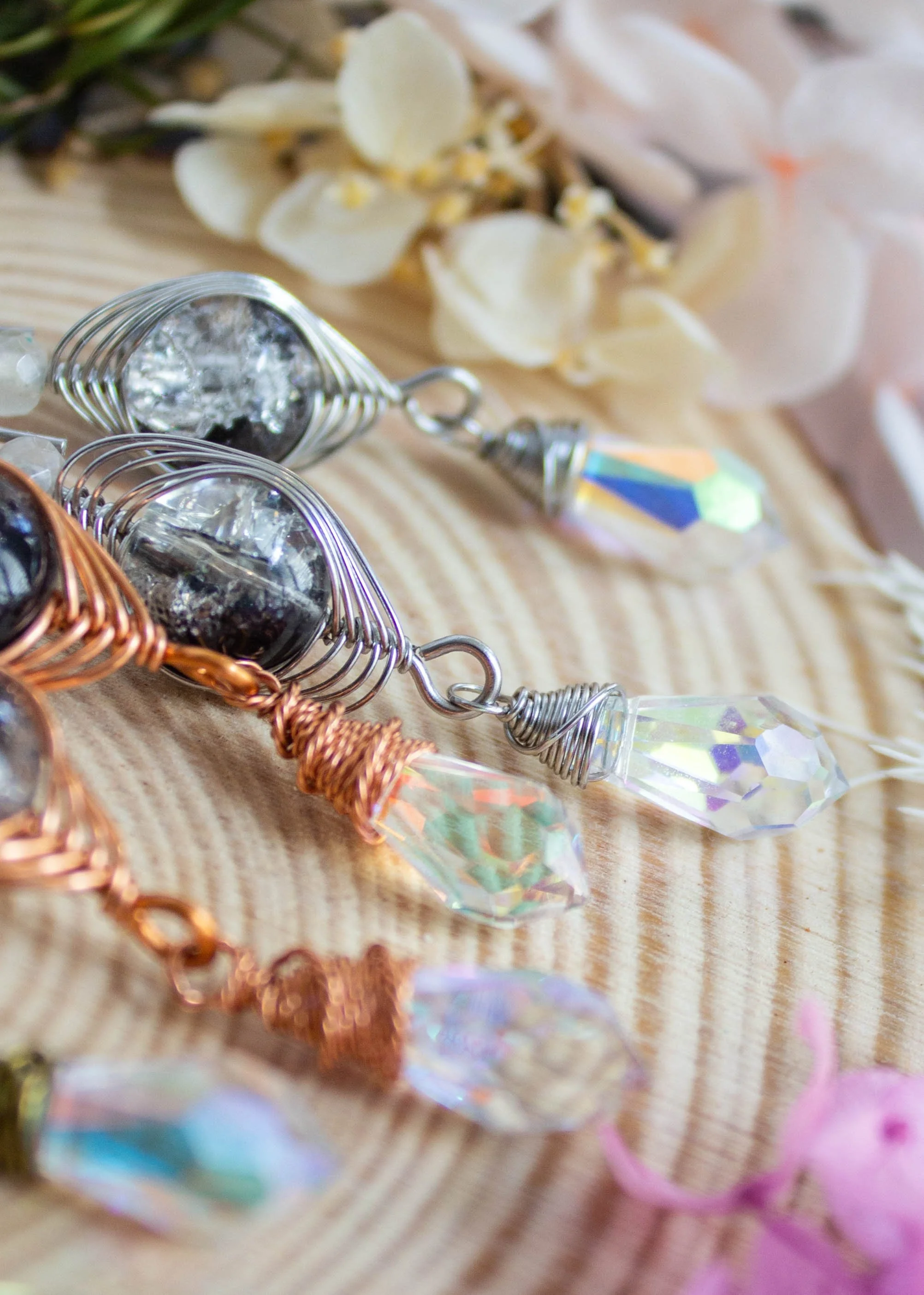 wire-wrapped-earrings-herringbone-dangles-with-grey-agate-7847.jpg