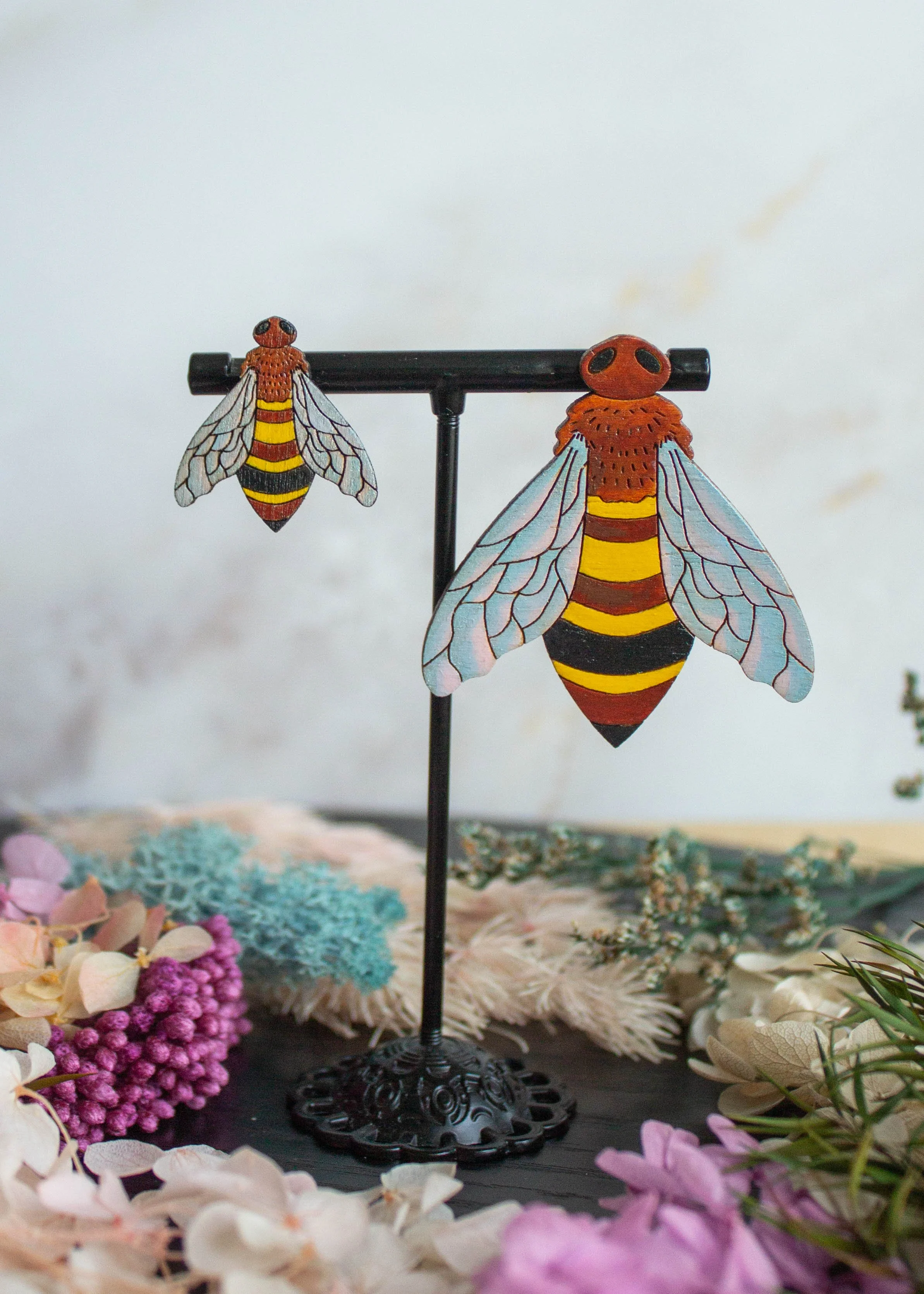 wooden-bee-studs-sizes-2.JPG