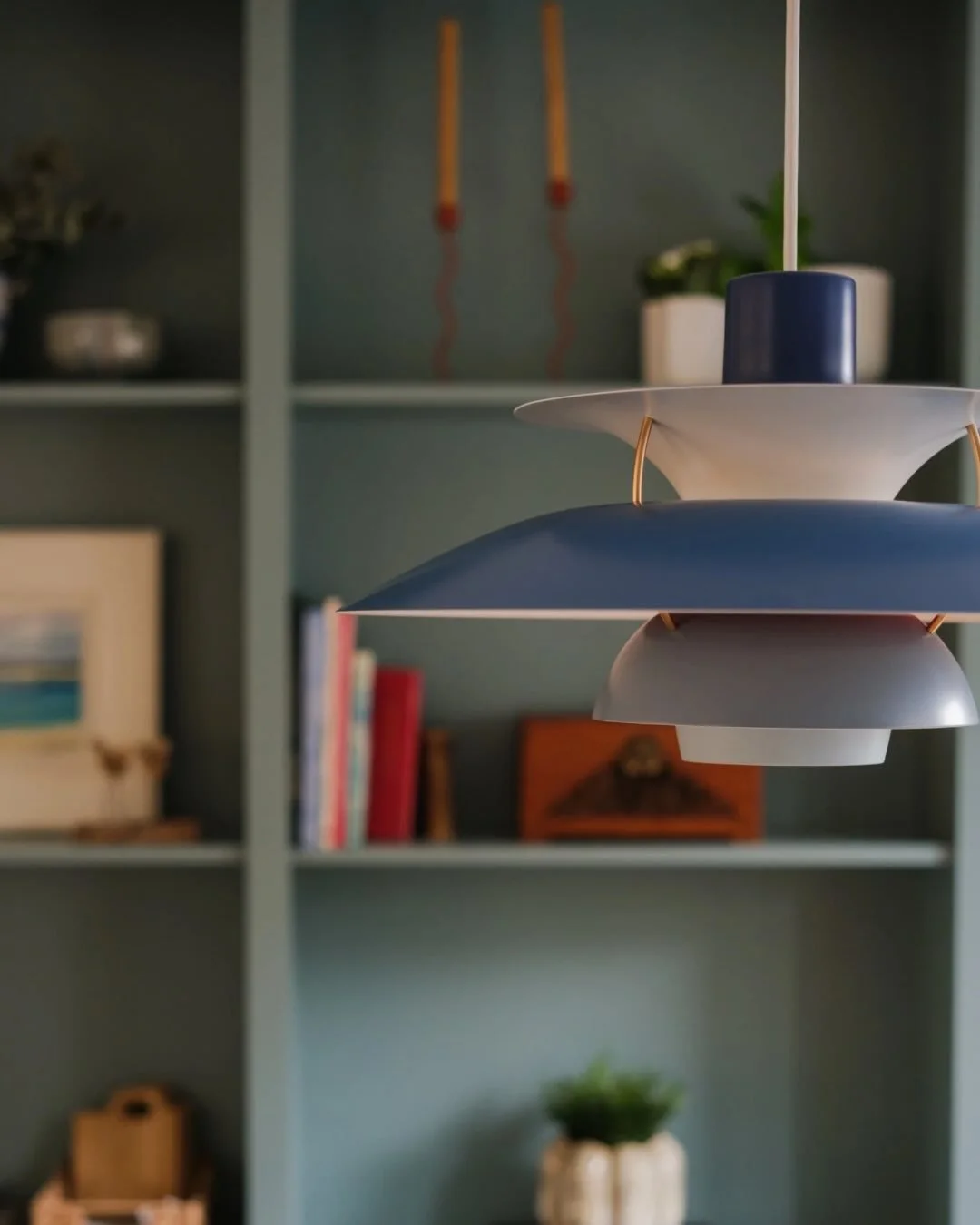 Hello March! It might have been a dark and dreary February but there were lots of highlights amongst the relentless rain and clouds! 😉

1. Looking back on my fun and inspiring Forres project to inject some colour and lift spirits. 
2. Beautiful fabr