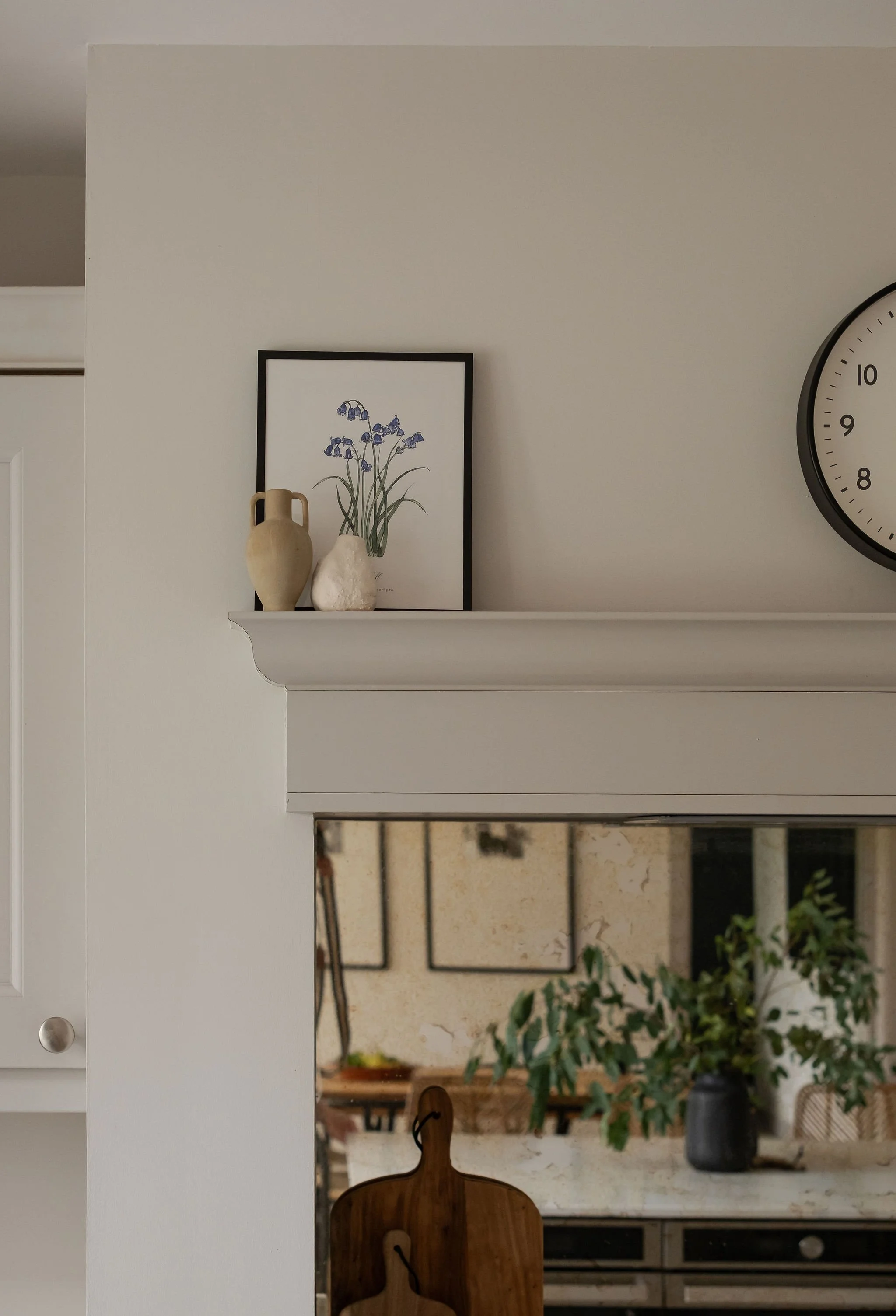 Country kitchen cooker chimney