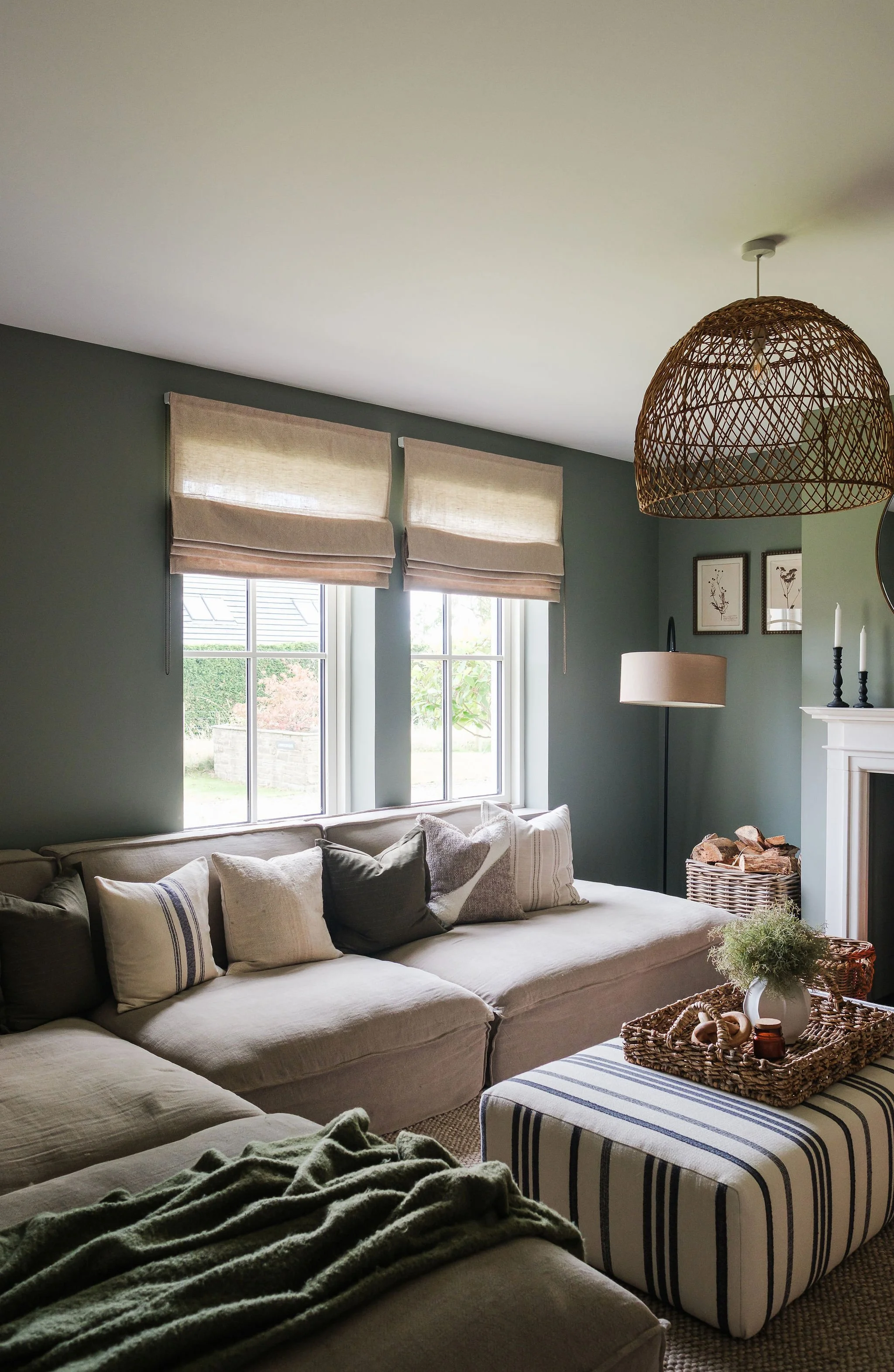 Green cosy living room