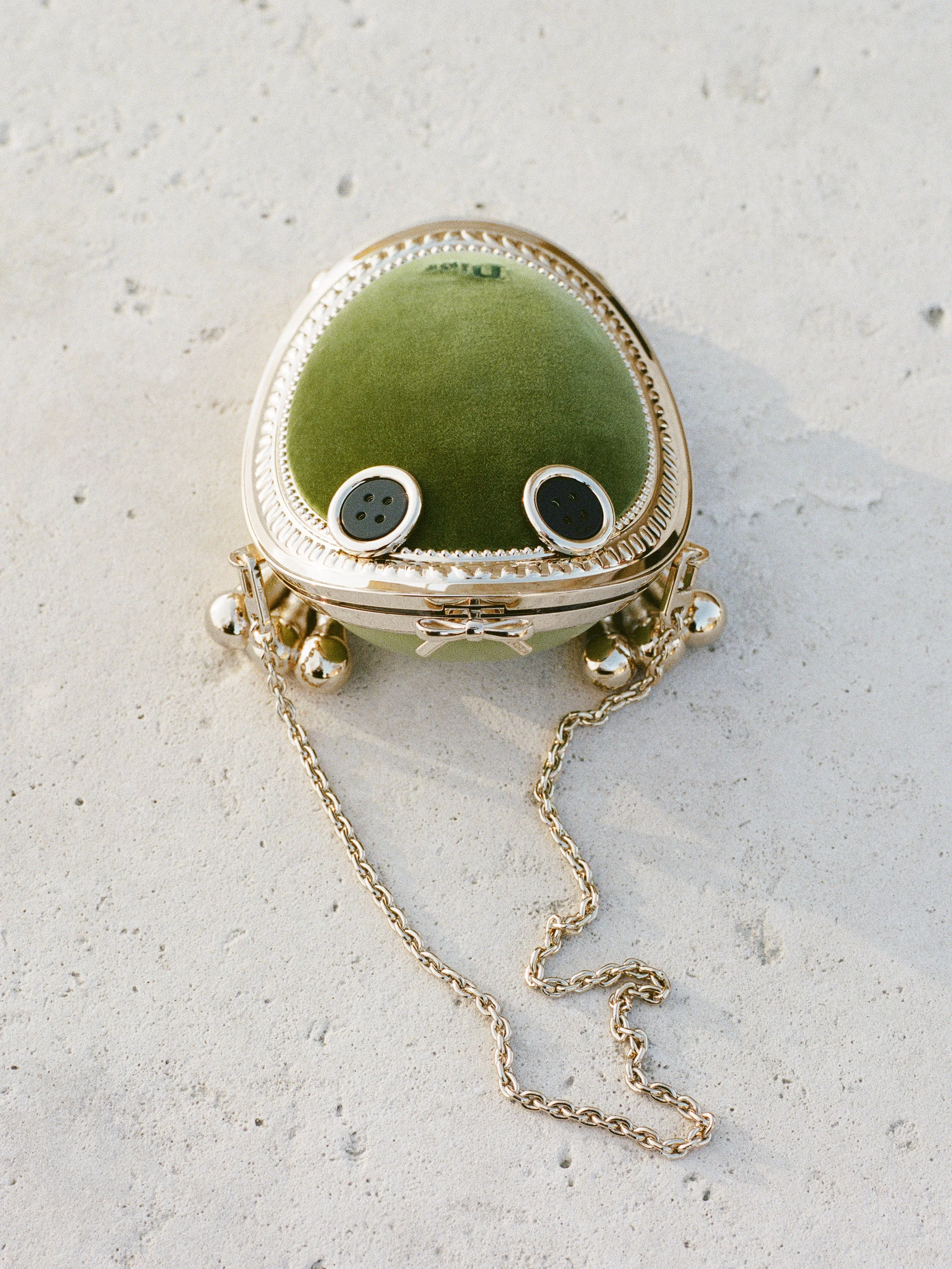 000005890004_CROP 3x4.jpg