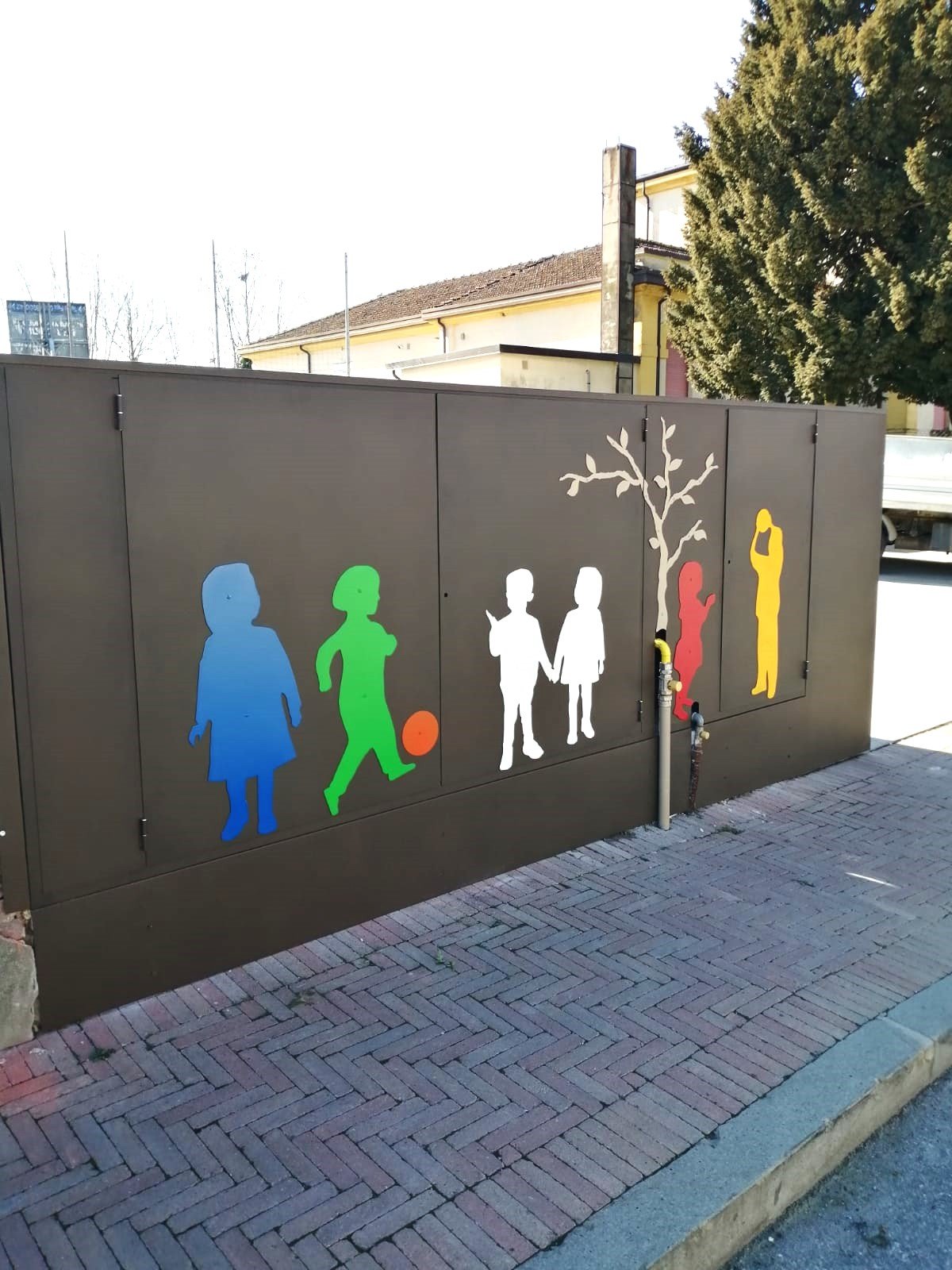 recinzione_bambini.jpeg