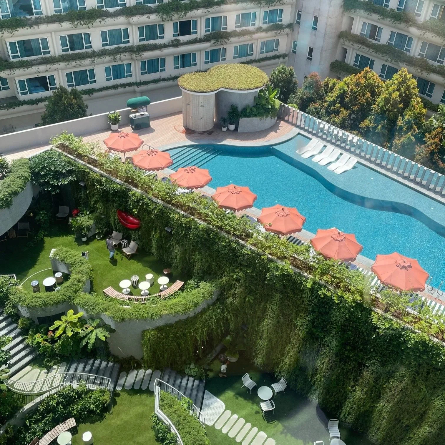 The Standard Singapore